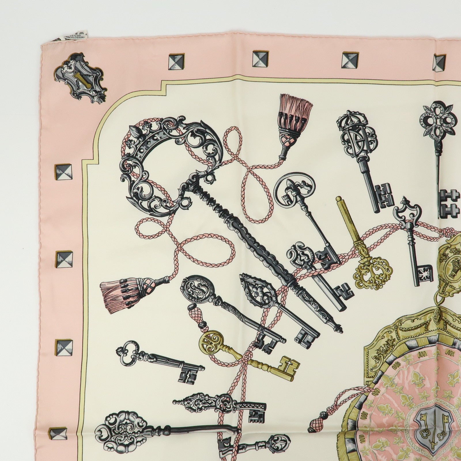 HERMES Carre 90 Silk 100% Scarf LES CLES THE KEYS RARE White Pink