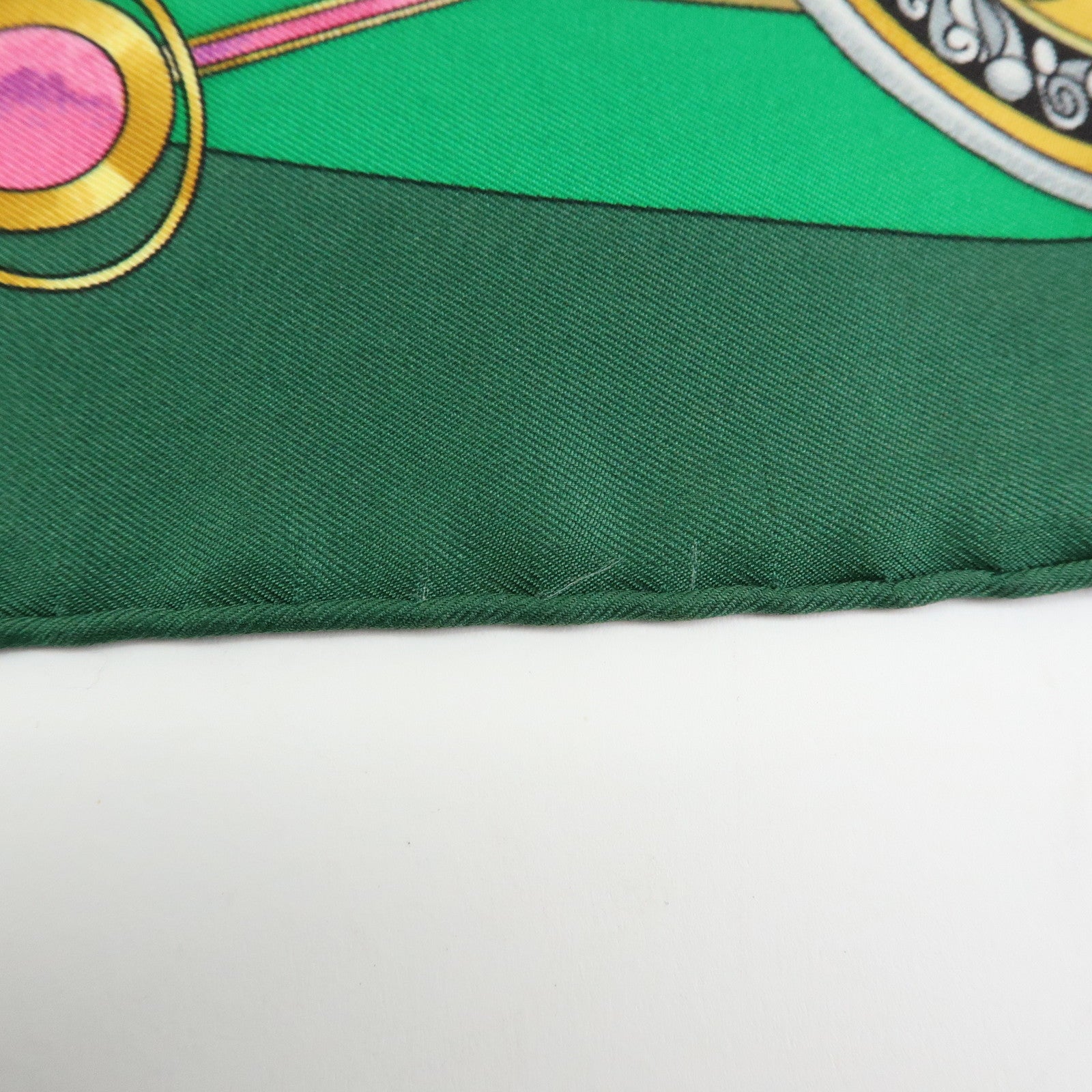 HERMES Carre90 Silk100% Scarf Parmi les fleurs je compte les heures