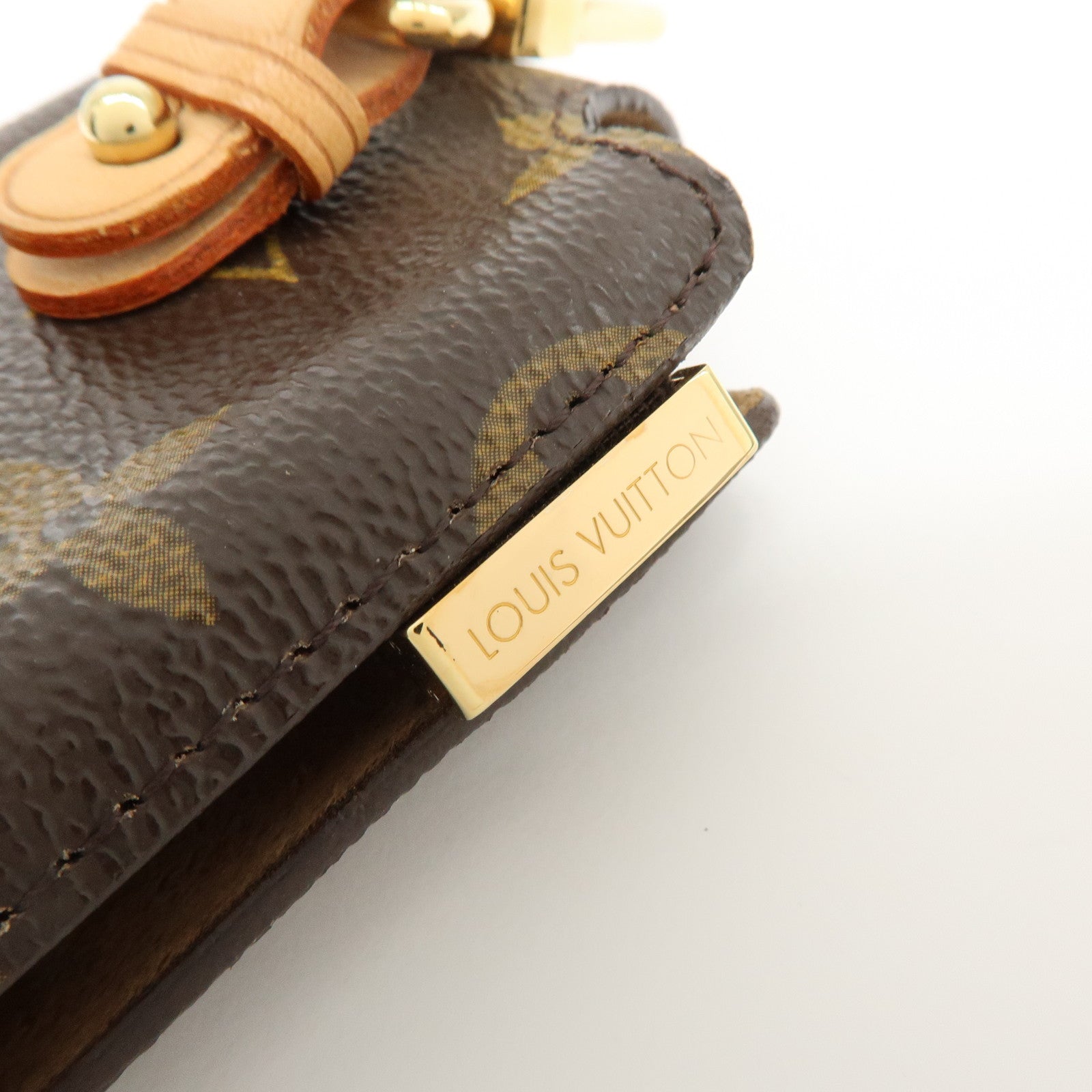 Louis Vuitton Monogram Etui Telephone International PM M63064
