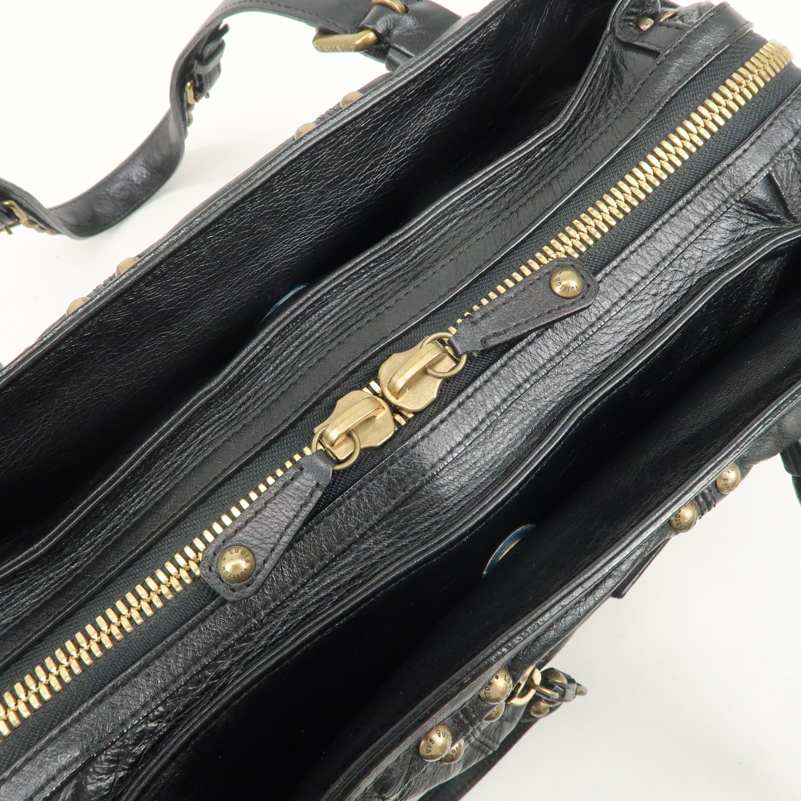 Louis Vuitton Cruise Line Rivet Shoulder Bag Noir Black M95346