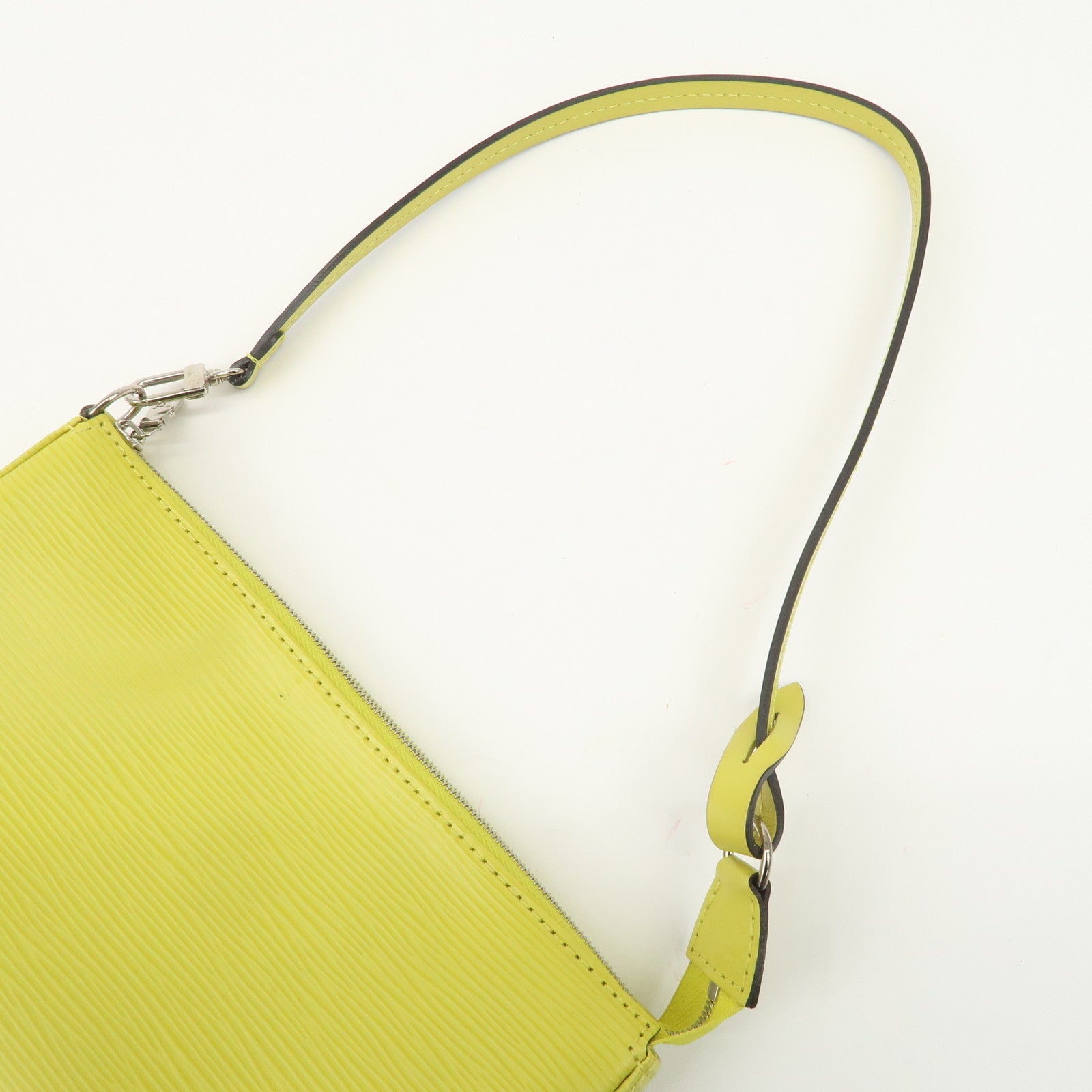 Louis Vuitton Epi Pochette Accessoires Pouch Pistache M40975