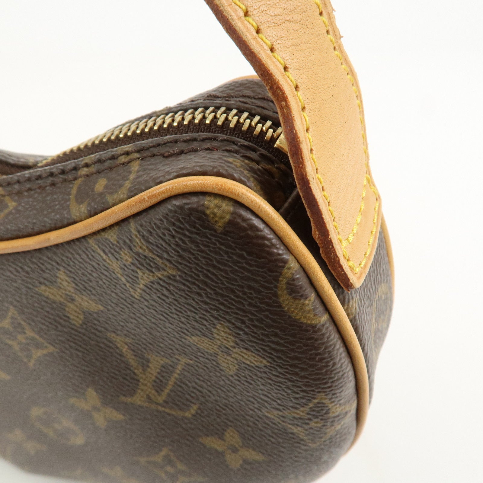 Louis Vuitton Monogram Pochette Croissant Shoulder Hand Bag M51510