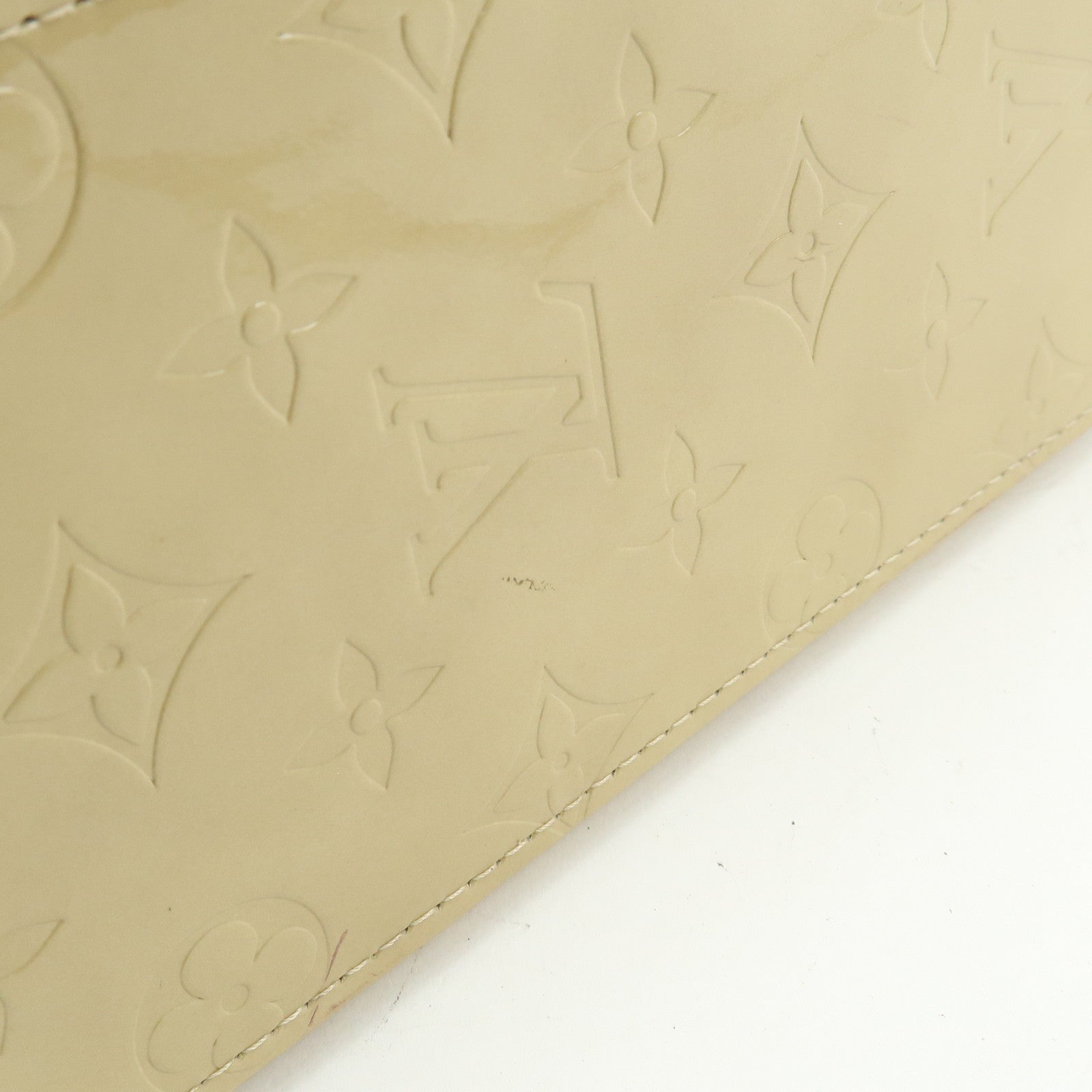 Louis Vuitton Monogram Vernis Reade PM Hand Bag Beige M91144