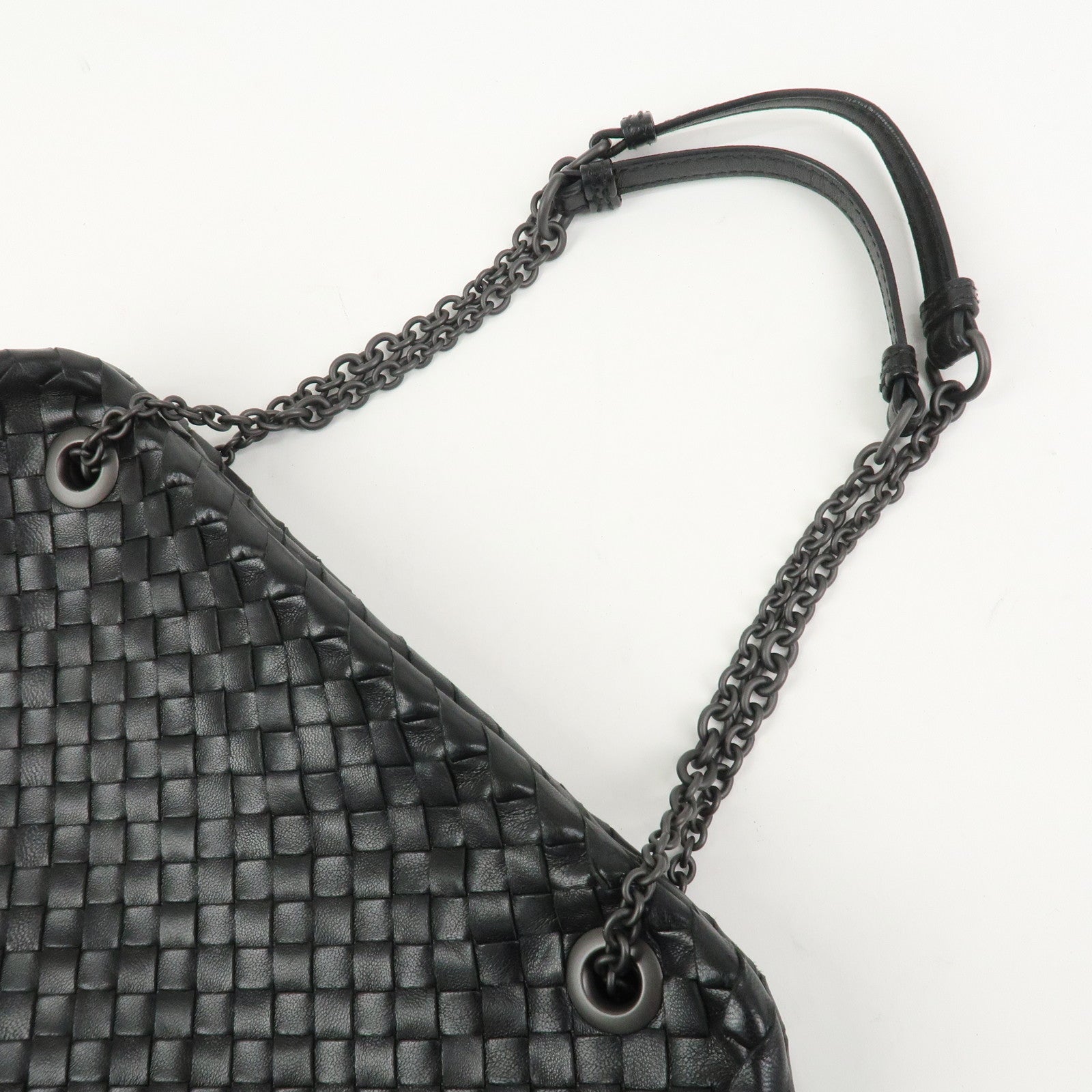 BOTTEGA VENETA Intrecciato Leather Chain Shoulder Bag Black 293747