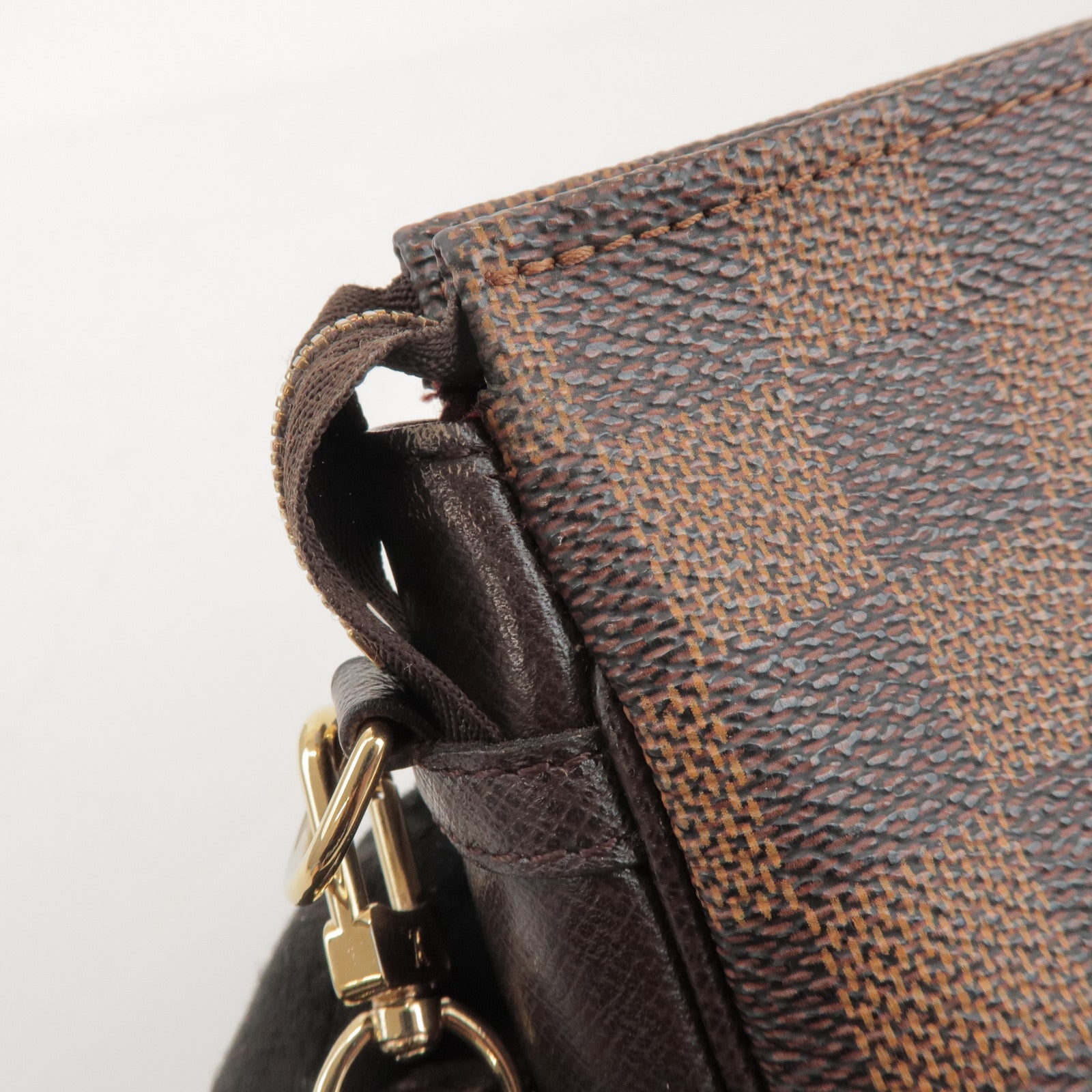 Louis Vuitton Damier Trousse Makeup Accessory Pouch Brown N51982