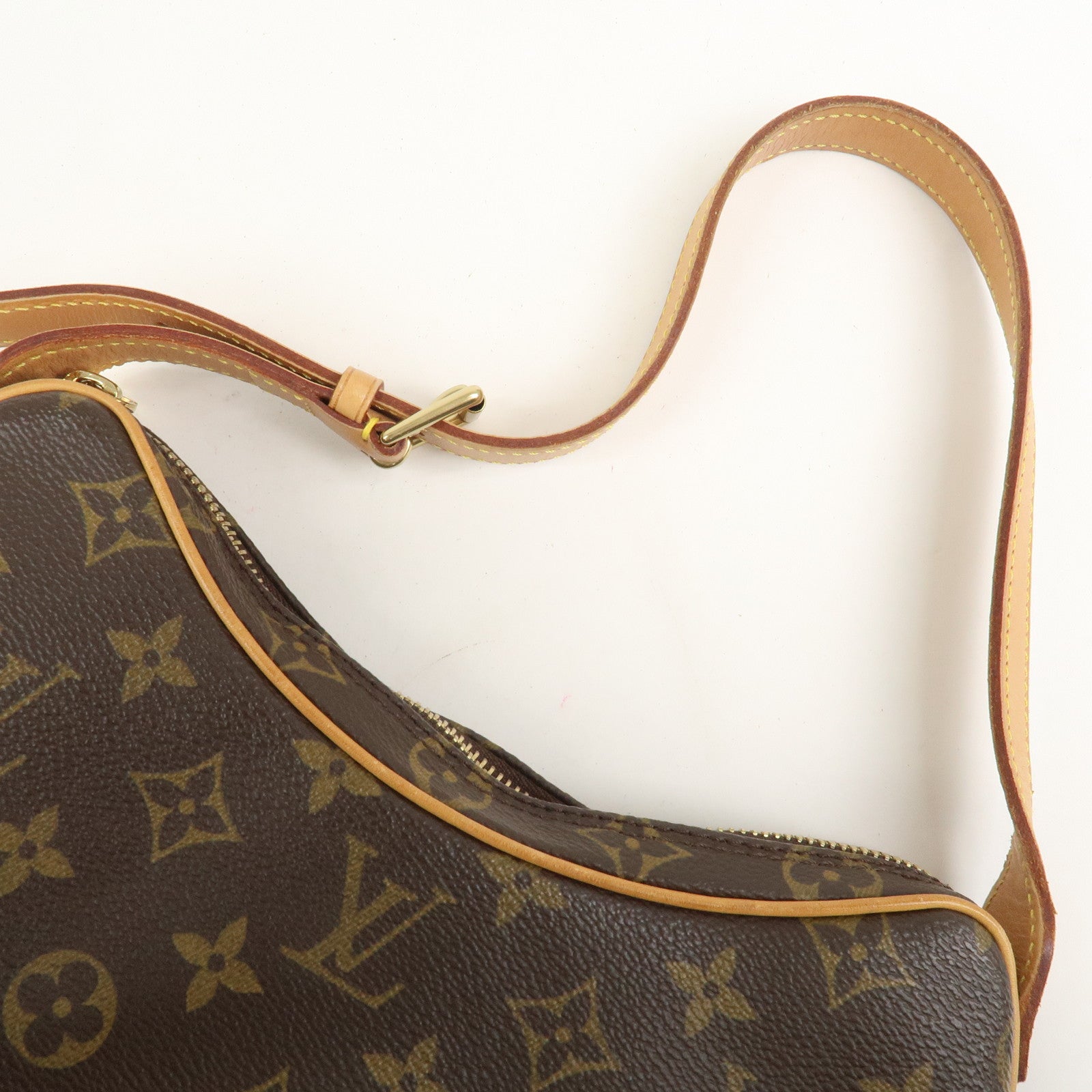Louis Vuitton Monogram Pochette Croissant Shoulder Hand Bag M51510