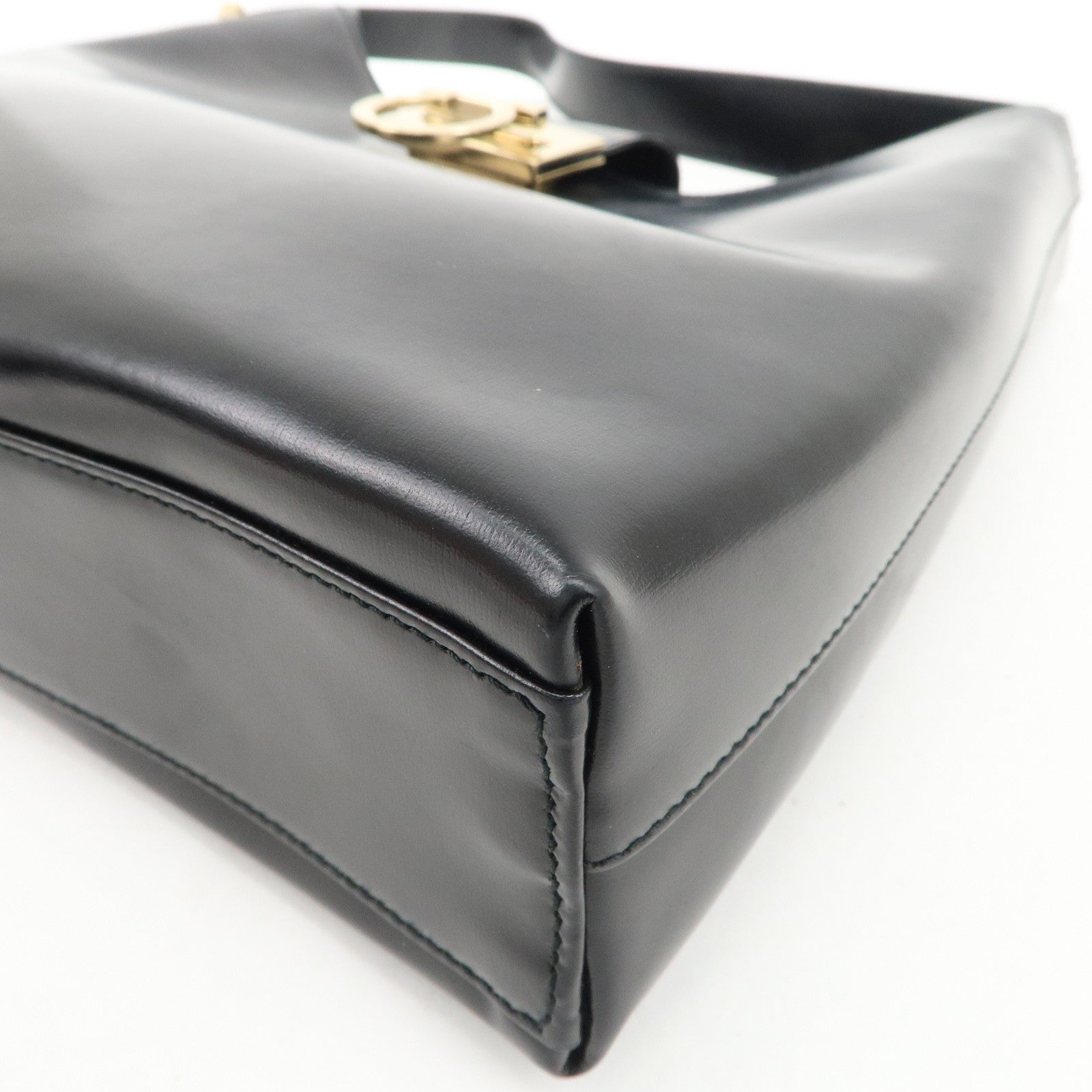 Ferragamo Gancini Leather Shoulder Bag Hand Bag Black Gold HDW