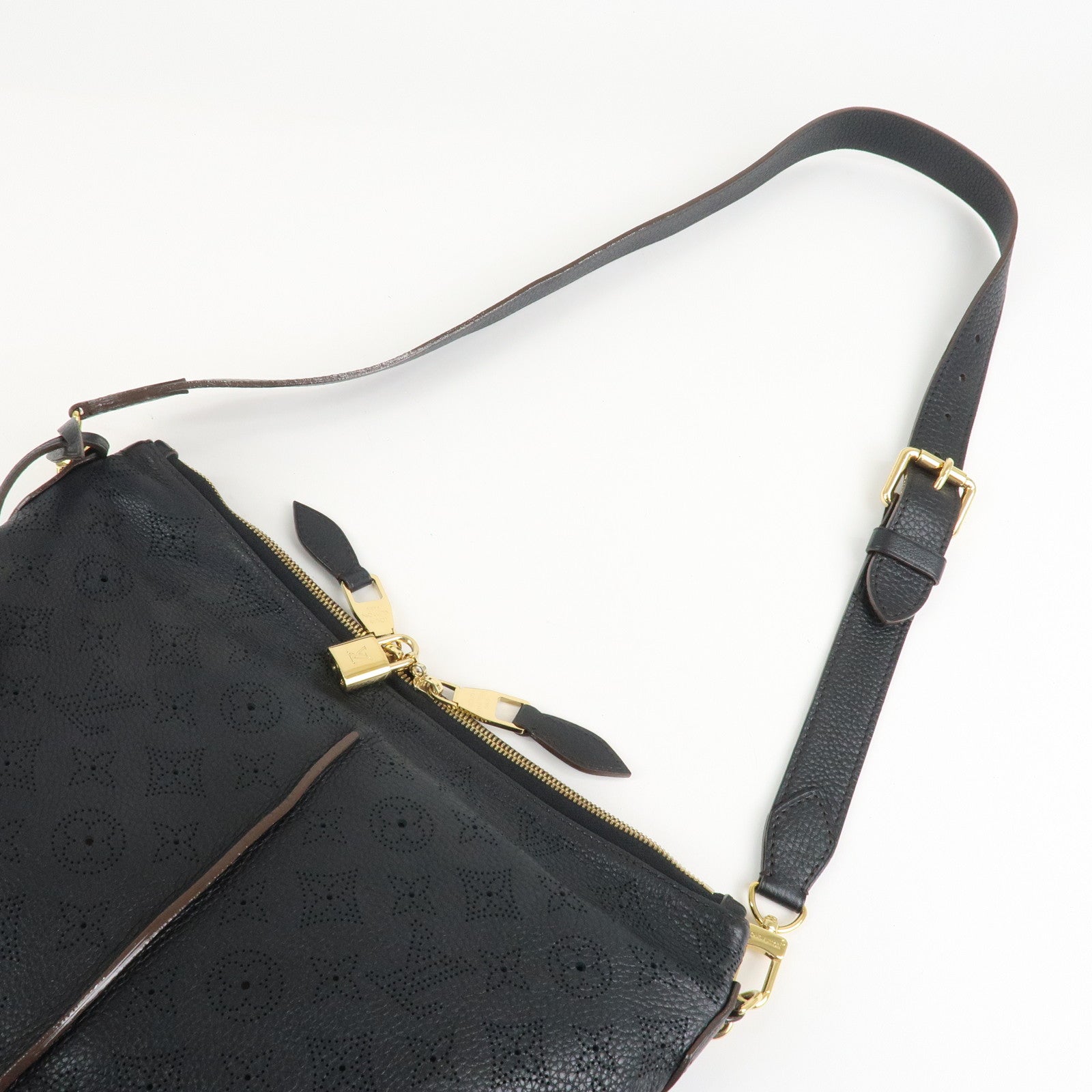 Louis Vuitton Monogram Mahina Selene PM Shoulder Bag Noir M94035