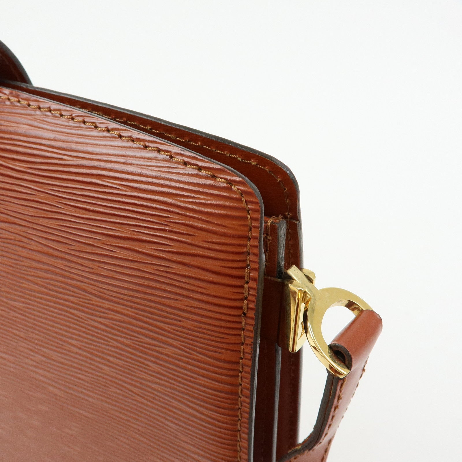 Louis Vuitton Epi Leather Capucines Shoulder Bag Kenya Brown M52343