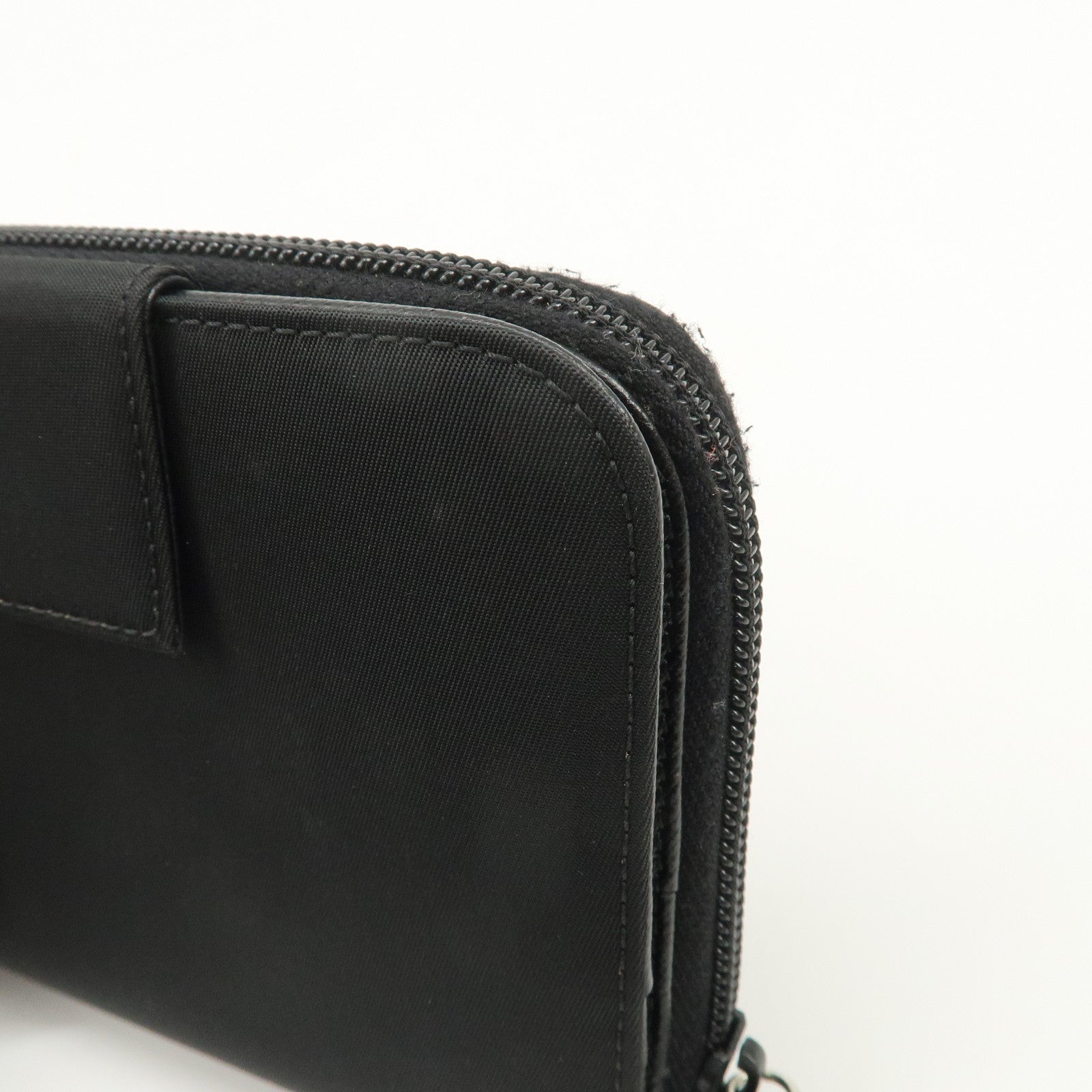 PRADA Tessuto Nylon Bi-fold Round Zippy Compact Wallet Black M605