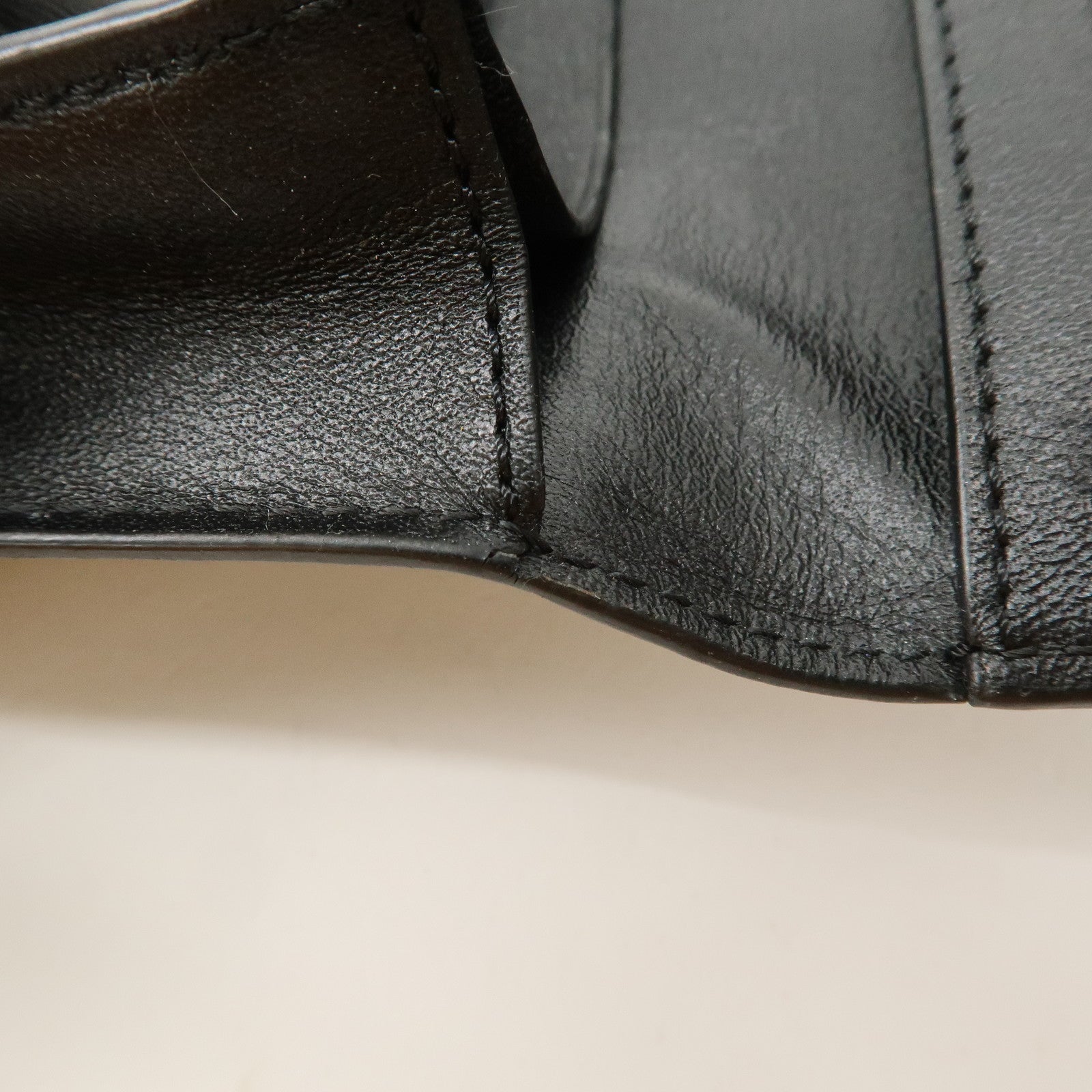 LOEWE Logo Leather Bi-fold Long Wallet Black 062047