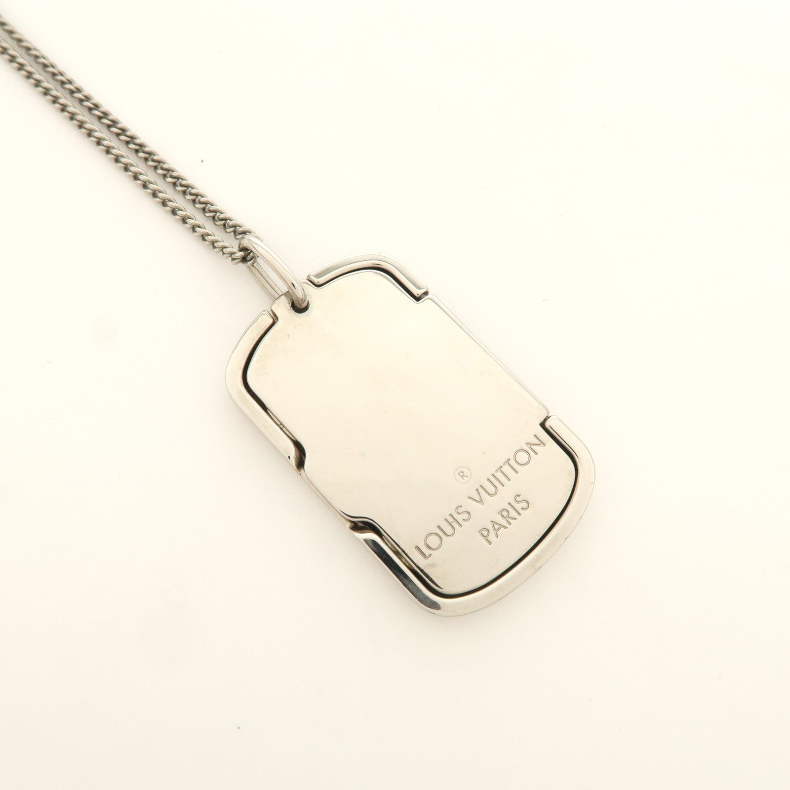 Louis Vuitton Monogram Metal Locket Necklace Silver M62484