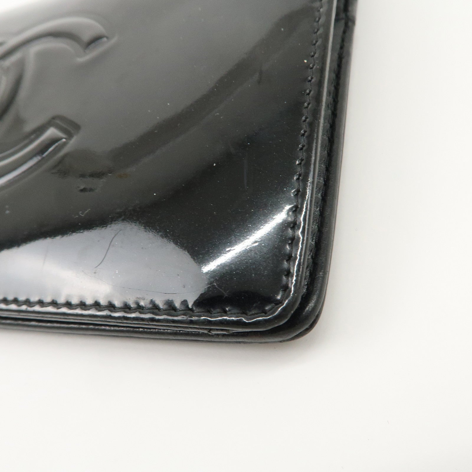 CHANEL Camelia Make Up Palette Patent Leather Long Wallet A46074 Used