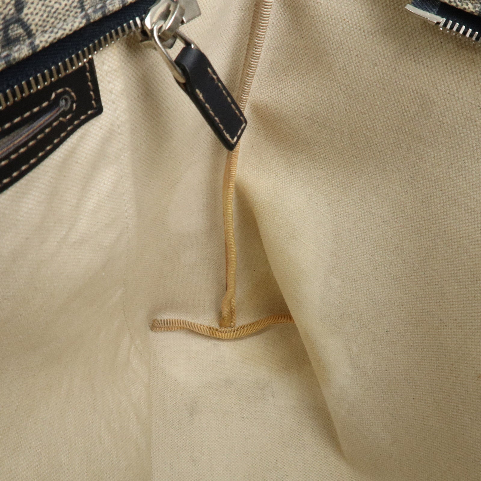 GUCCI GG Supreme Leather Tote Bag Hand Bag Beige Navy 211137