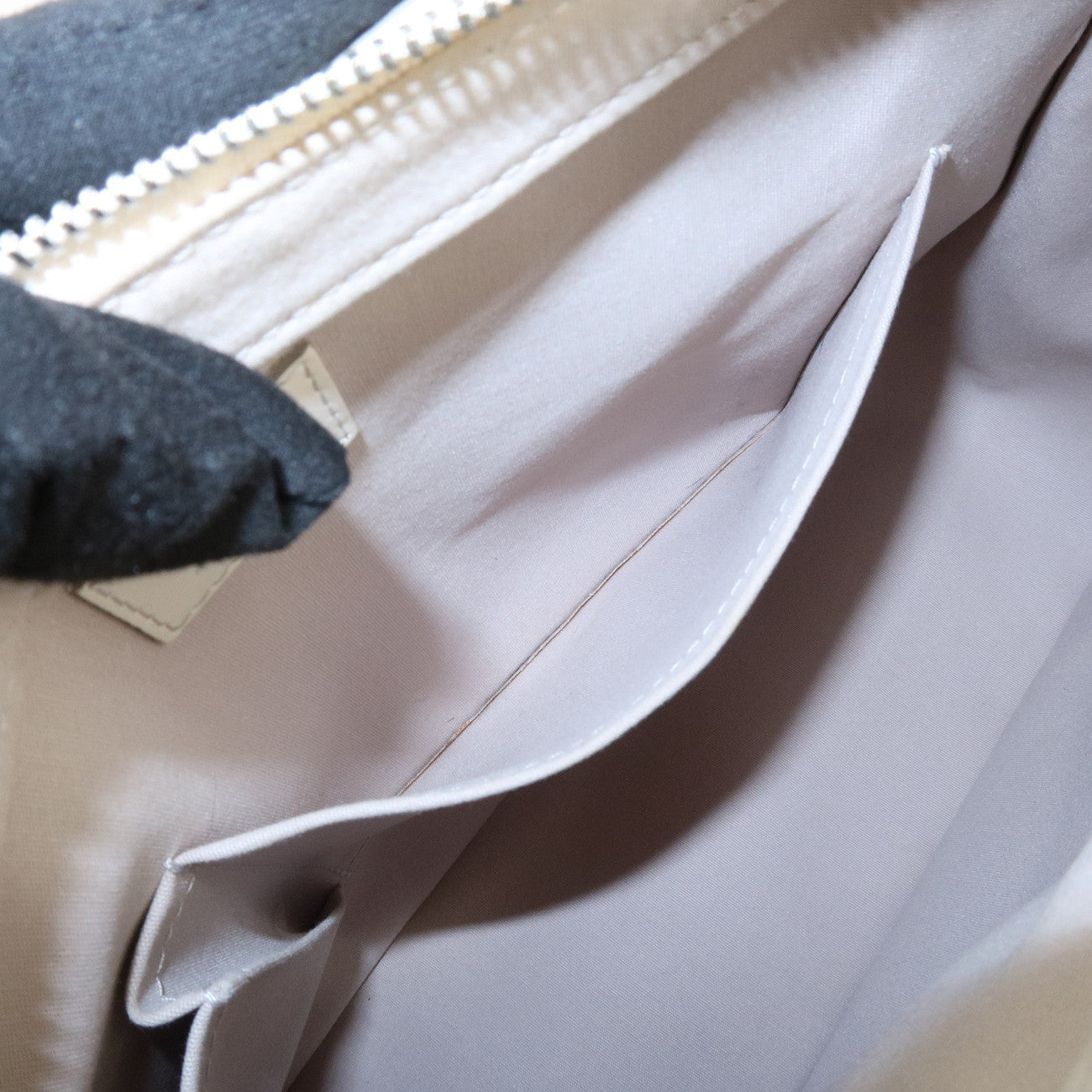 Louis Vuitton Epi Leather Turenne GM Hand Bag Ivoire M5927J Used