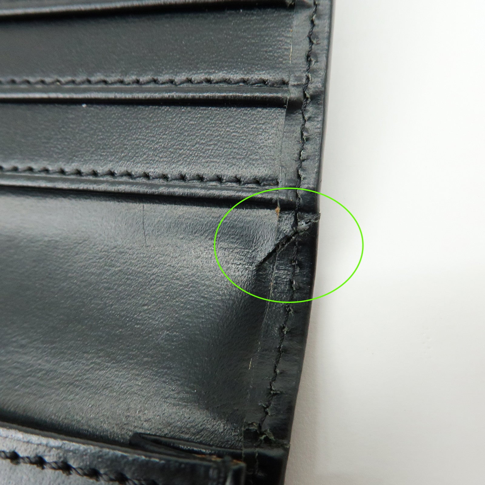 Cartier Pasha Leather Bi-fold Long Wallet Continental Wallet Black