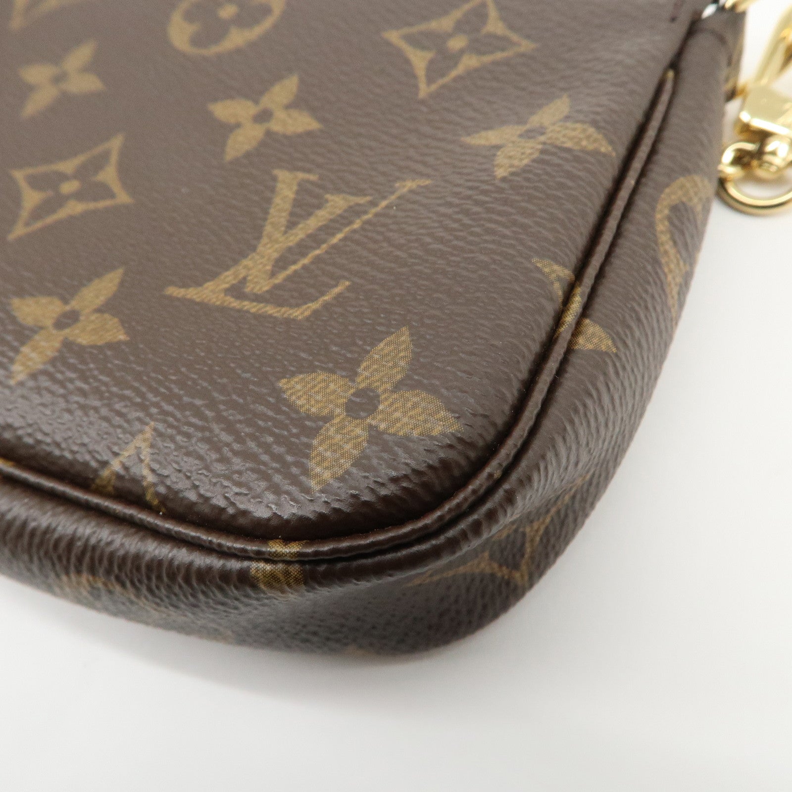 Louis Vuitton Monogram Mini Pochette Accessoires Hand Bag M58009