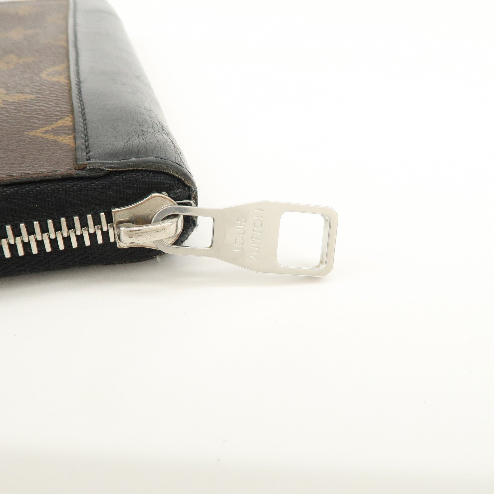 Louis Vuitton Monogram Macassar Zippy Wallet Vertical M60109
