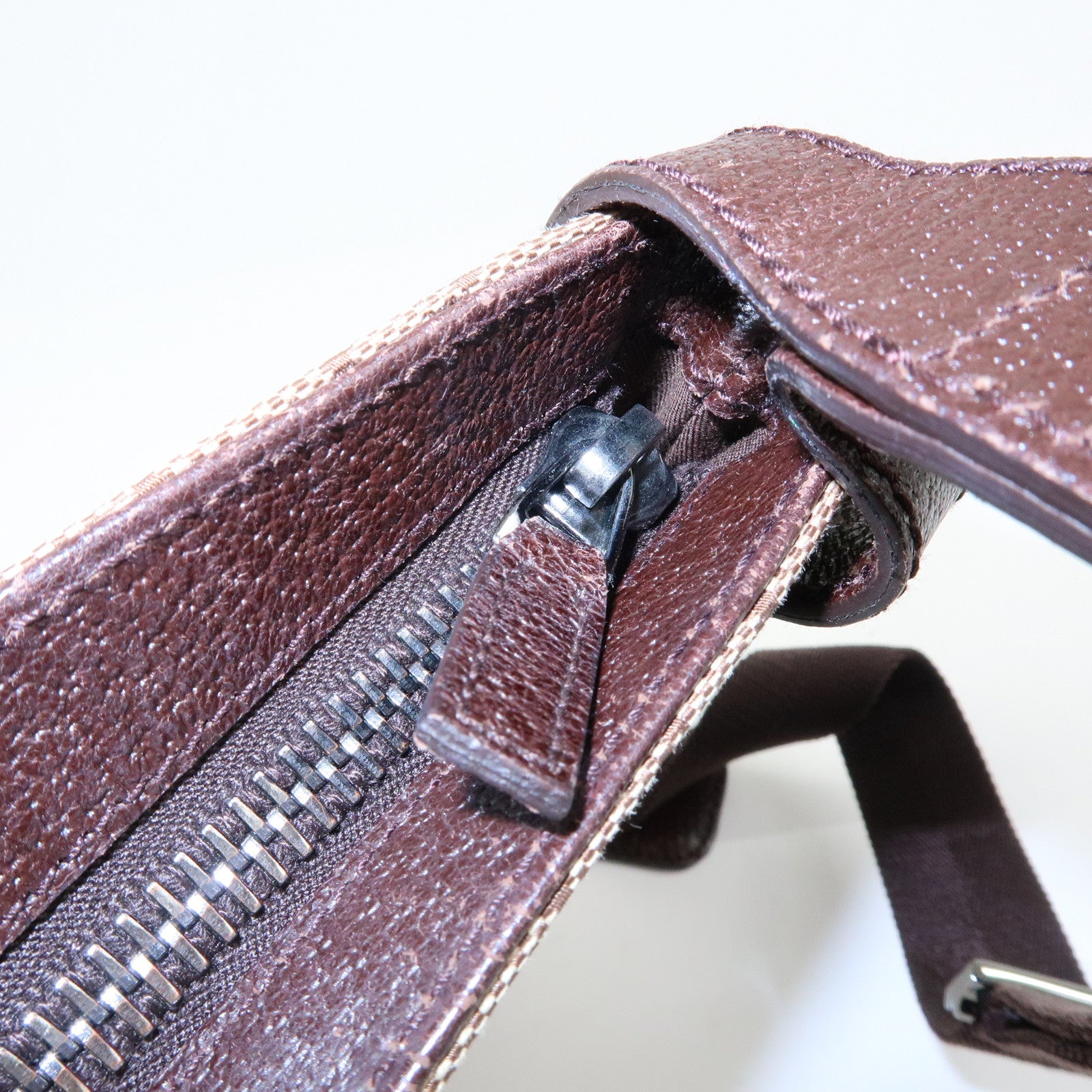 GUCCI GG Canvas Leather Shoulder Crossbody Bag Beige Brown 122793