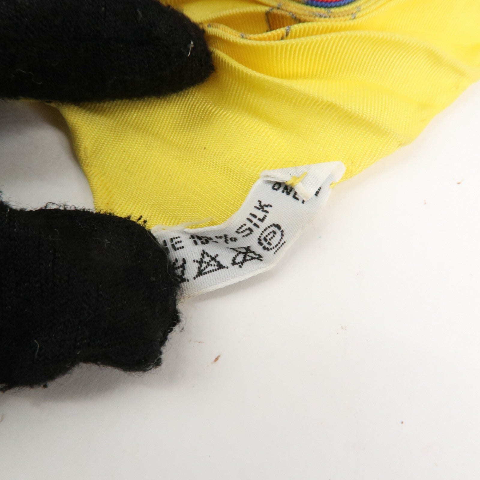 HERMES pleats Carre 90 Silk 100% Scarf Yellow Green Purple Red Used