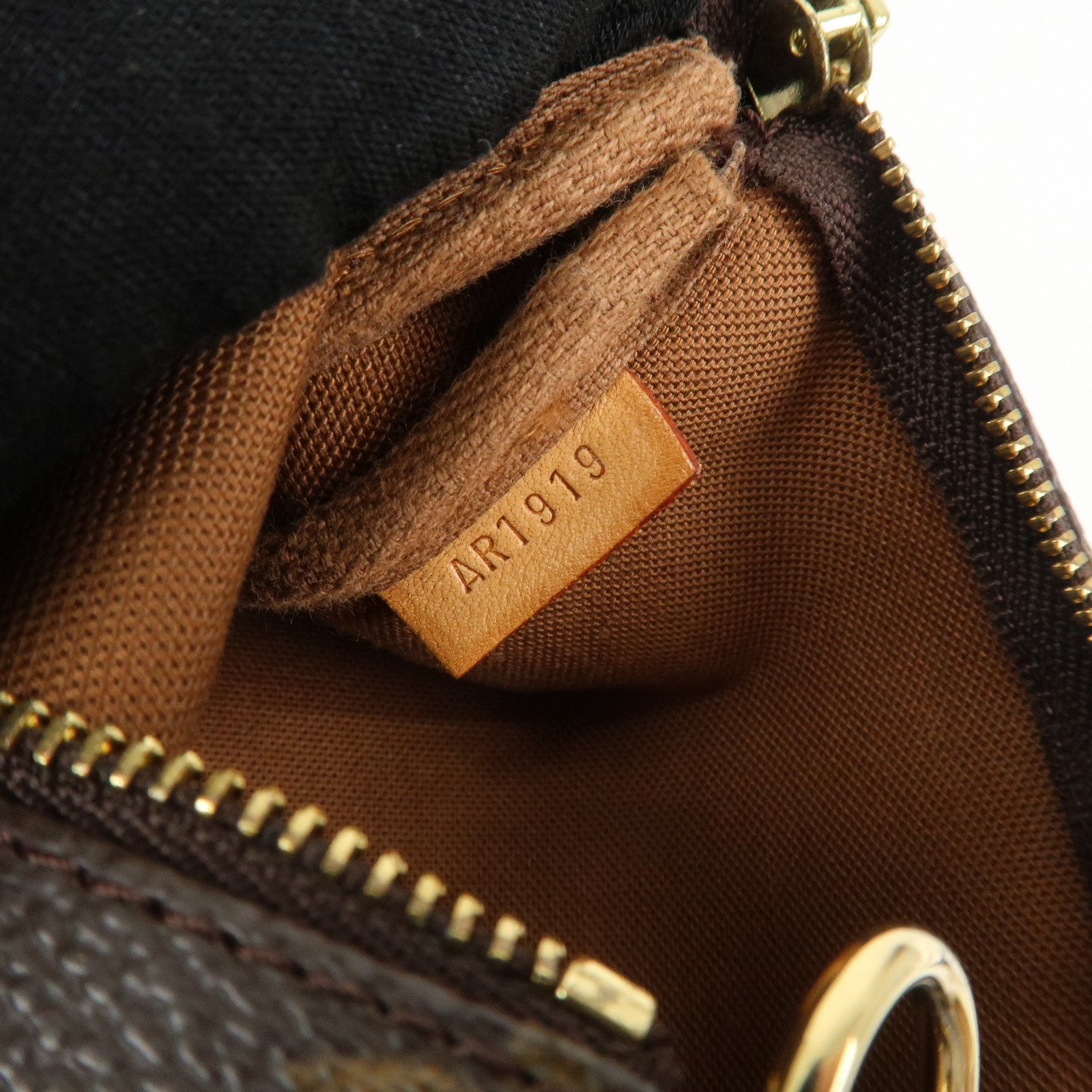 Louis Vuitton Monogram Pochette Accessoires Pouch Hand Bag M51980