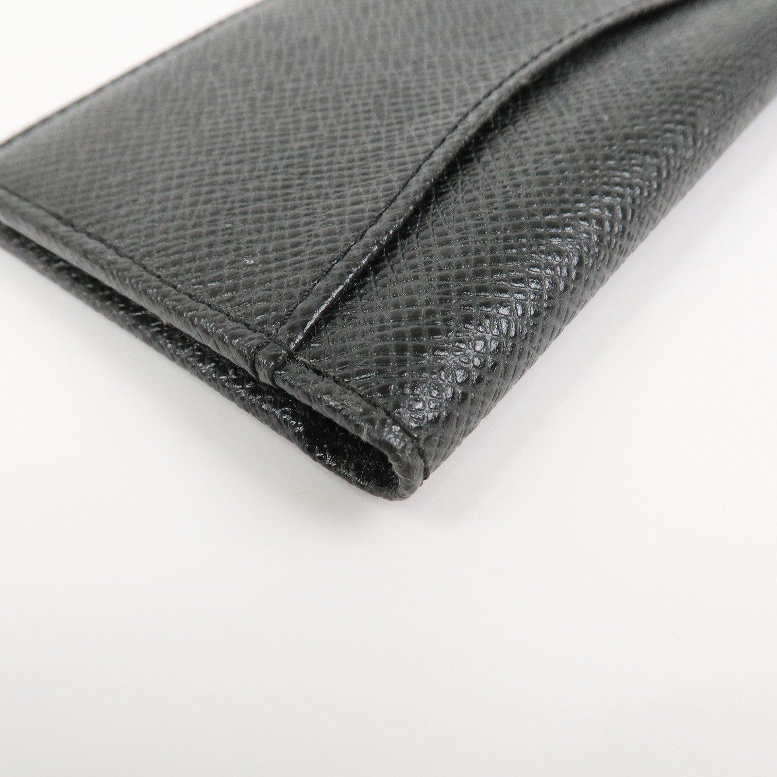 Louis Vuitton Taiga Leather Organizer de Poche Card Case M30512