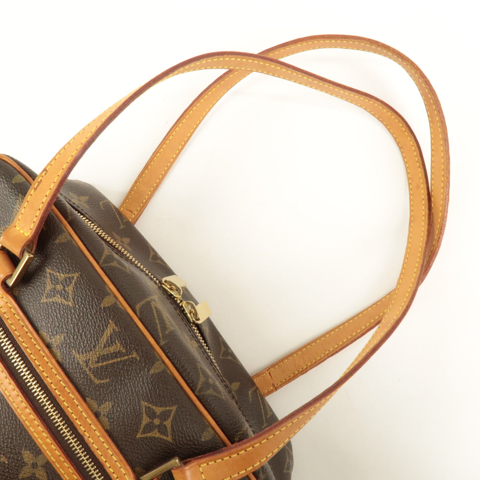 Louis Vuitton Monogram Cite MM Shoulder Bag Hand Bag M51182