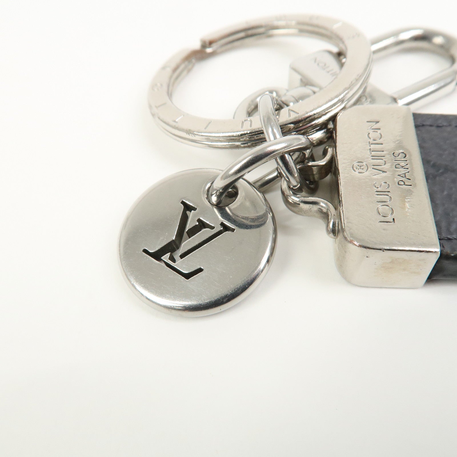 Louis Vuitton Monogram Eclipse Reverse Neo LV Club Bag Charm M01526