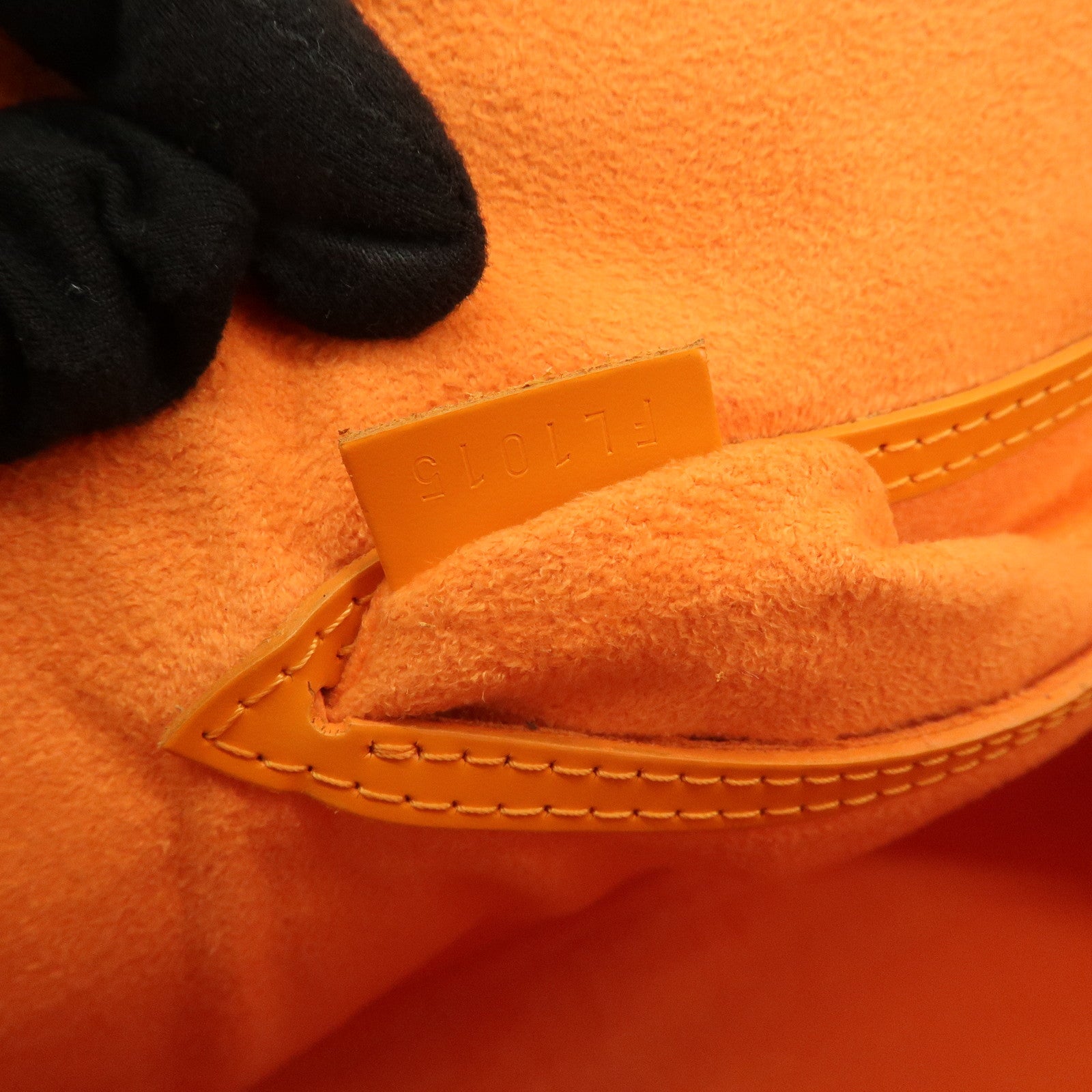 Louis Vuitton Epi Leather Alma PM Hand Bag Mandarin Orange M5124H