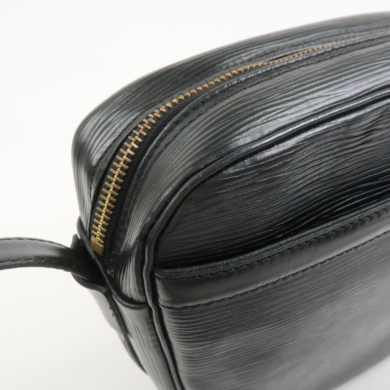 Louis Vuitton Epi Jeune Fille Shoulder Crossbody Bag Noir M52152