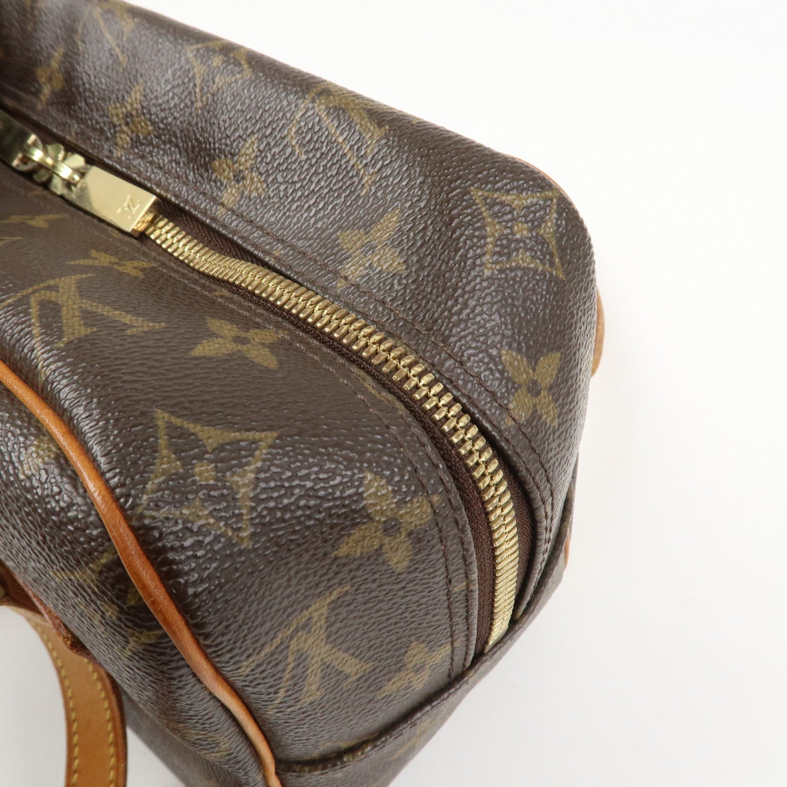 Louis Vuitton Monogram Cite MM Shoulder Bag Hand Bag M51182