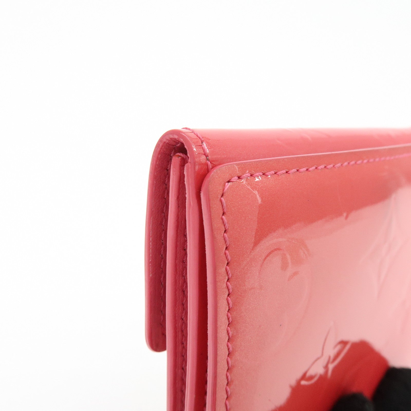 Louis Vuitton Monogram Vernis Ludlow Bi-fold Compact Wallet M9143F