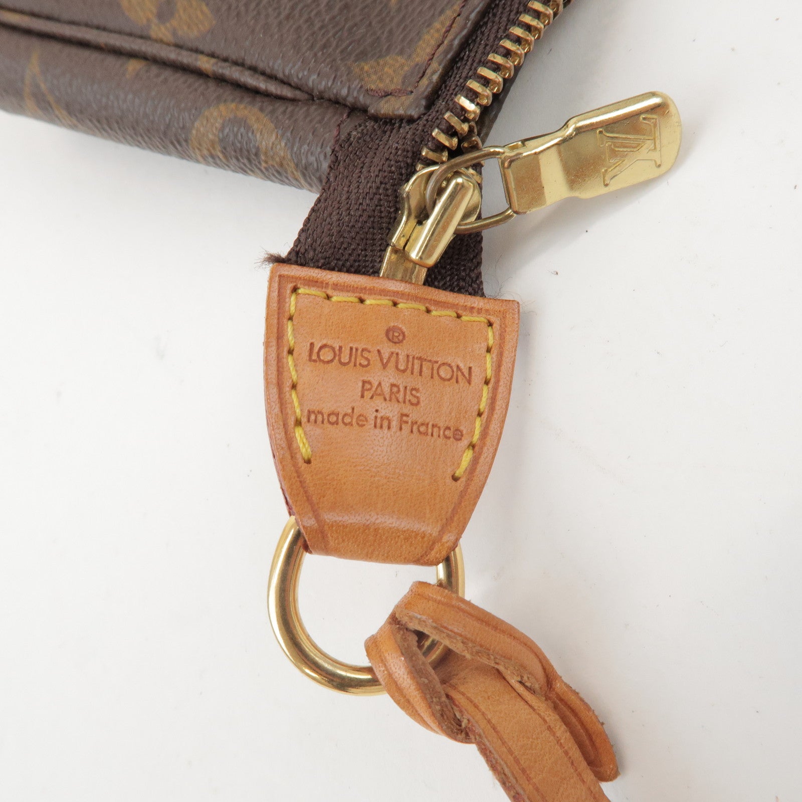 Louis Vuitton Monogram Pochette Accessoires Pouch Hand Bag M51980