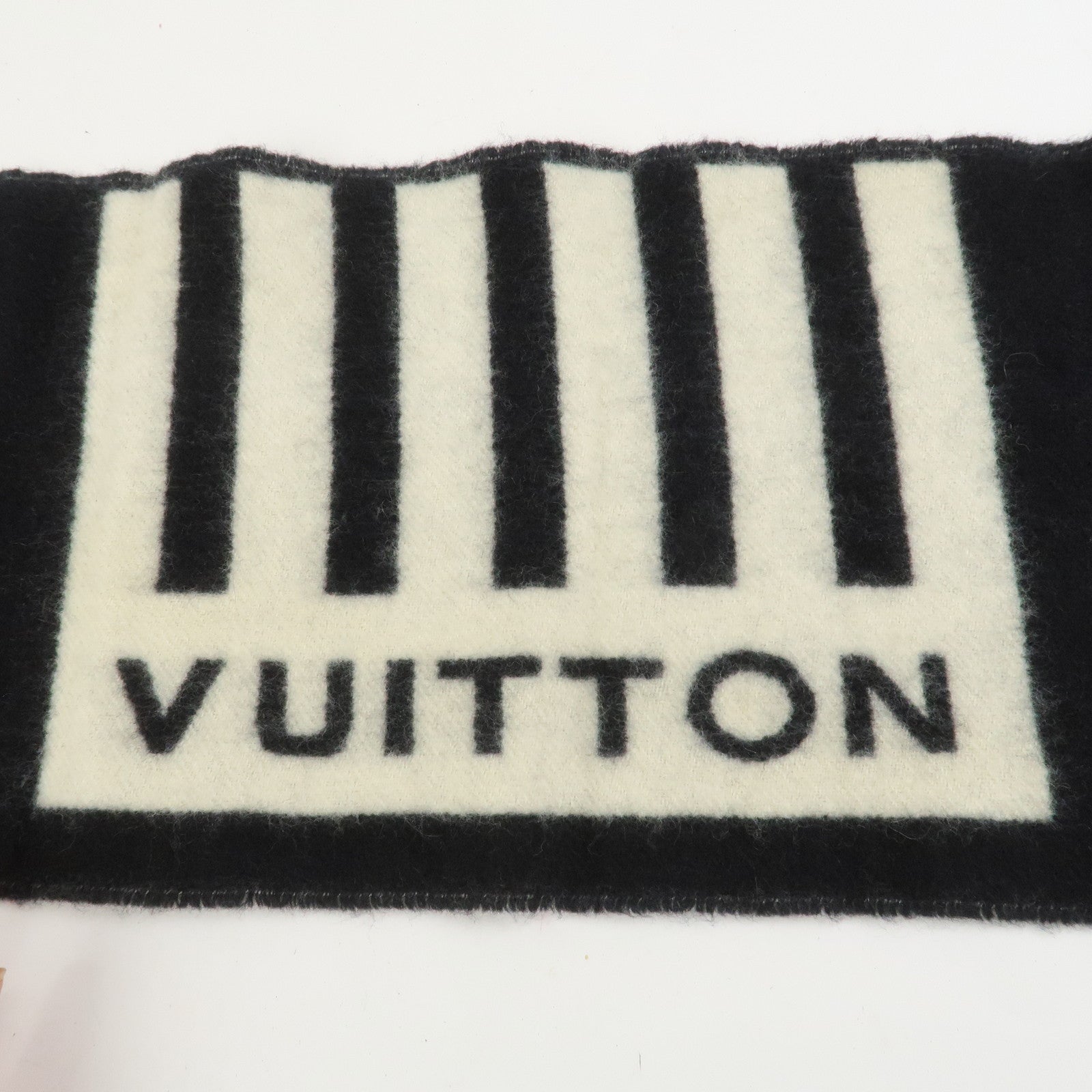 Louis Vuitton Echarpe LV Forward Cashmere Wool Scarf Black M73439