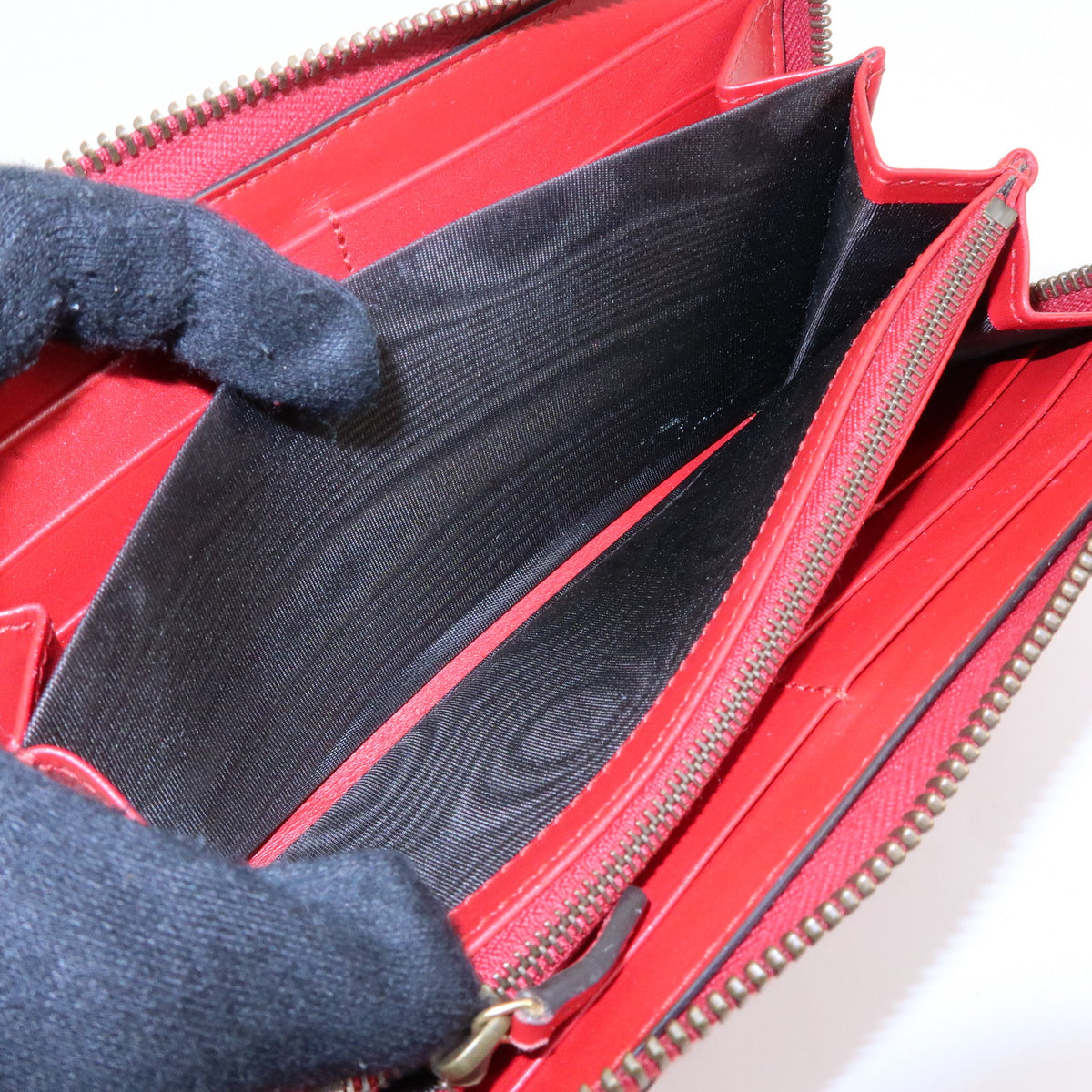 GUCCI Guccissima Leather Cherry Round Zippy Long Wallet Red 476049