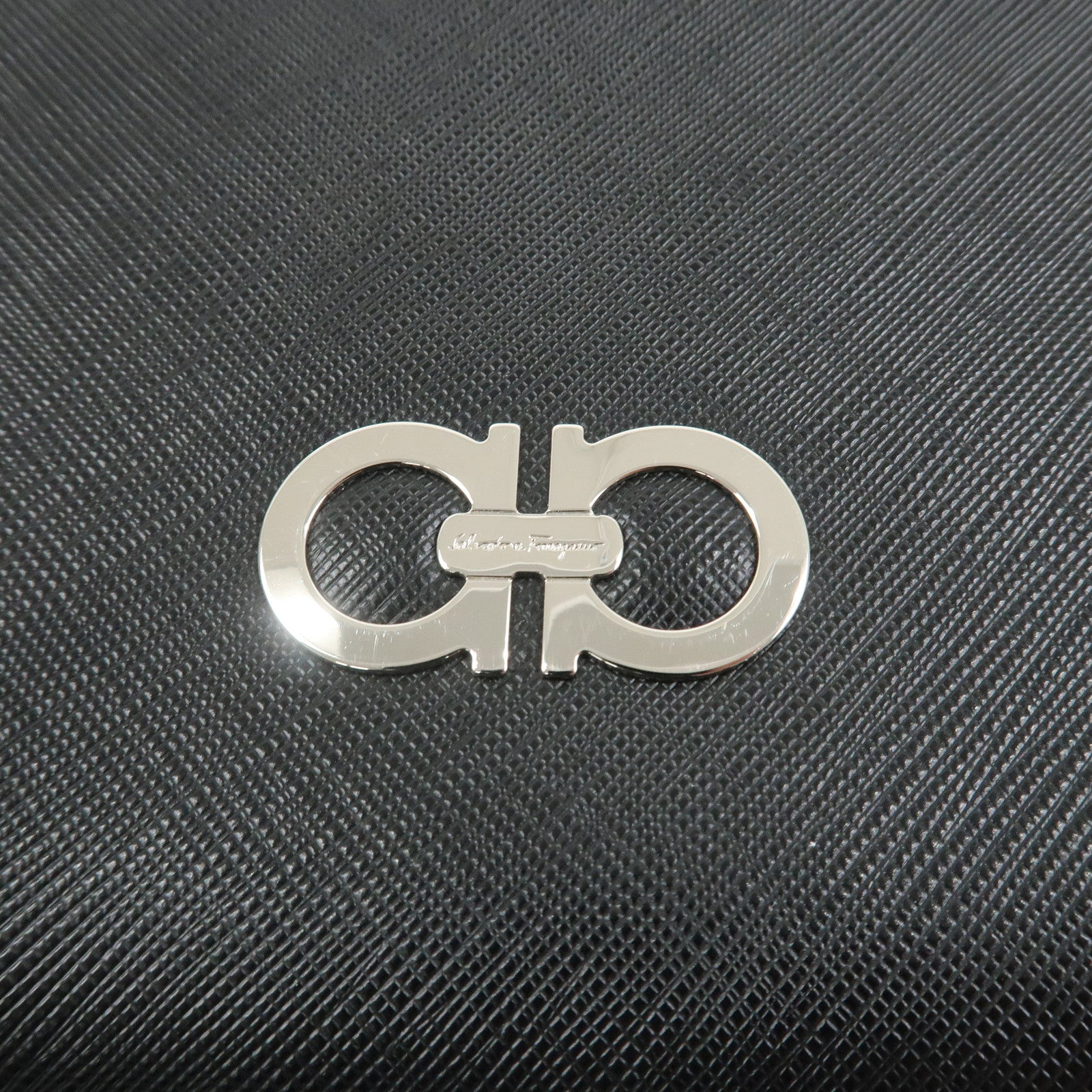 Ferragamo Gancini Leather Shoulder Bag Hand Bag Black