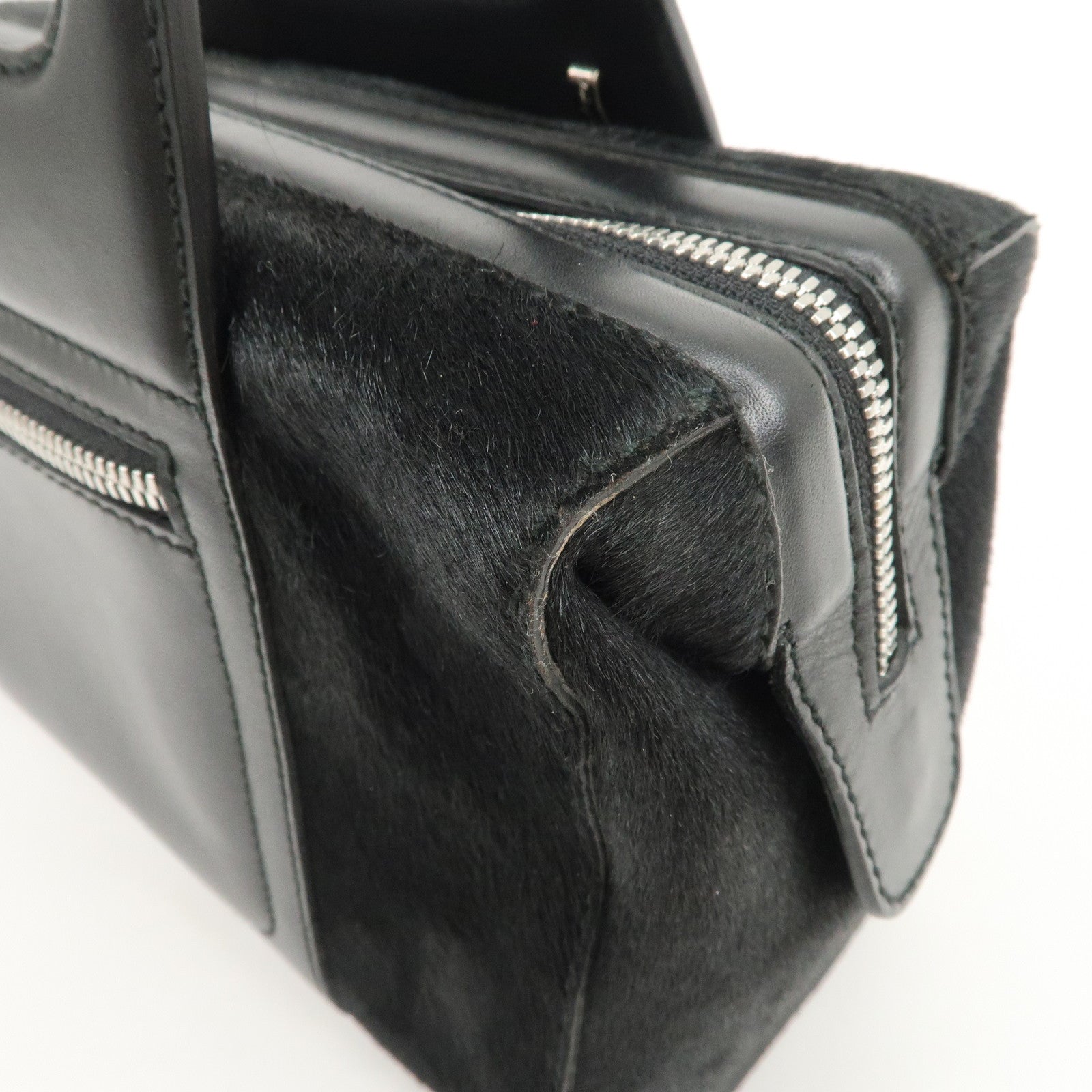 Ferragamo Gancini Leather Unborn Calf Hand Bag Black Used