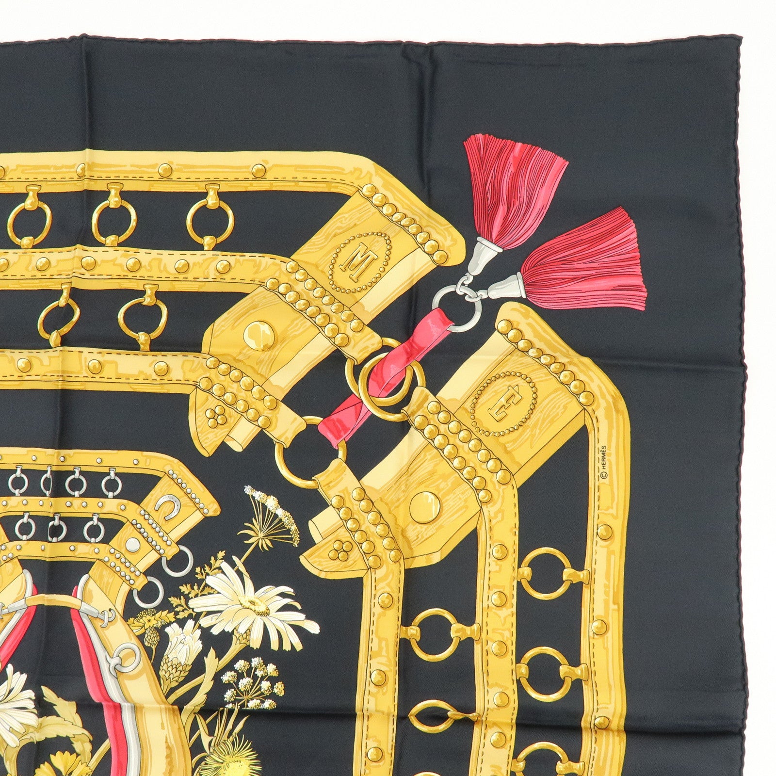 HERMES Carre 90 Silk 100% aux champs Scarf Black Yellow Red