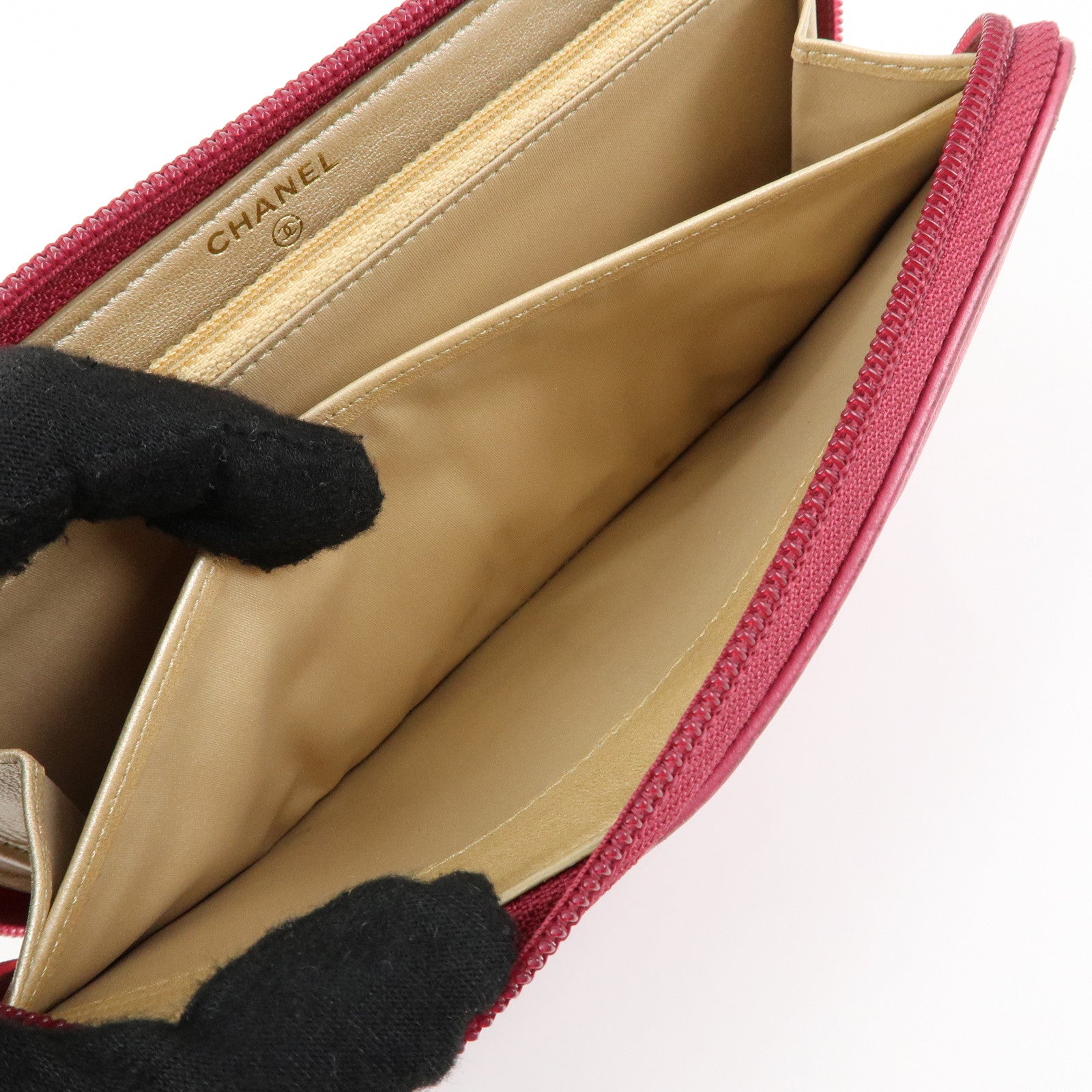 CHANEL Camellia Lamb Skin Round Zippy Wallet Pink A82281