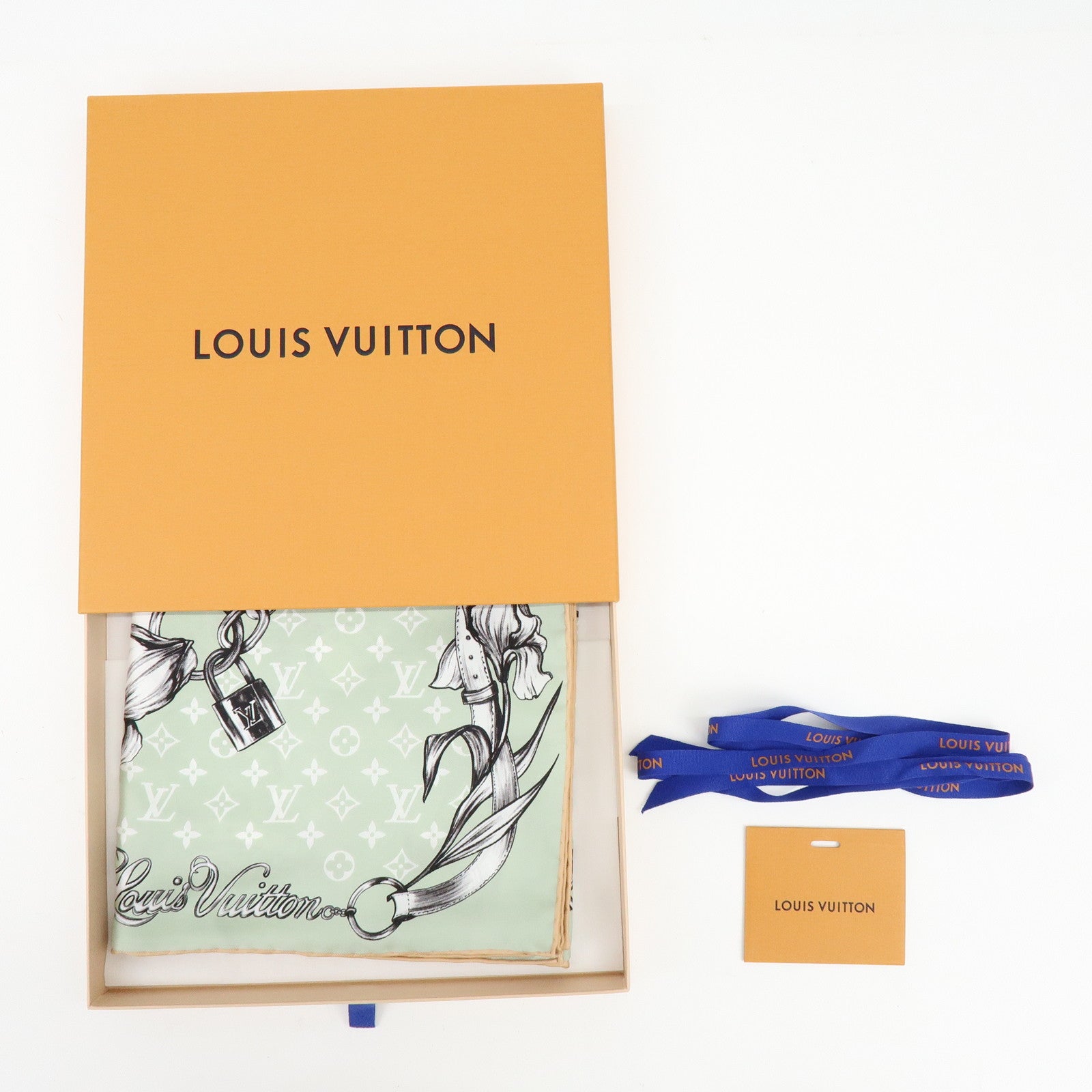 Louis Vuitton Blooming Monogram Carre 90 Silk 100% Scarf M96872