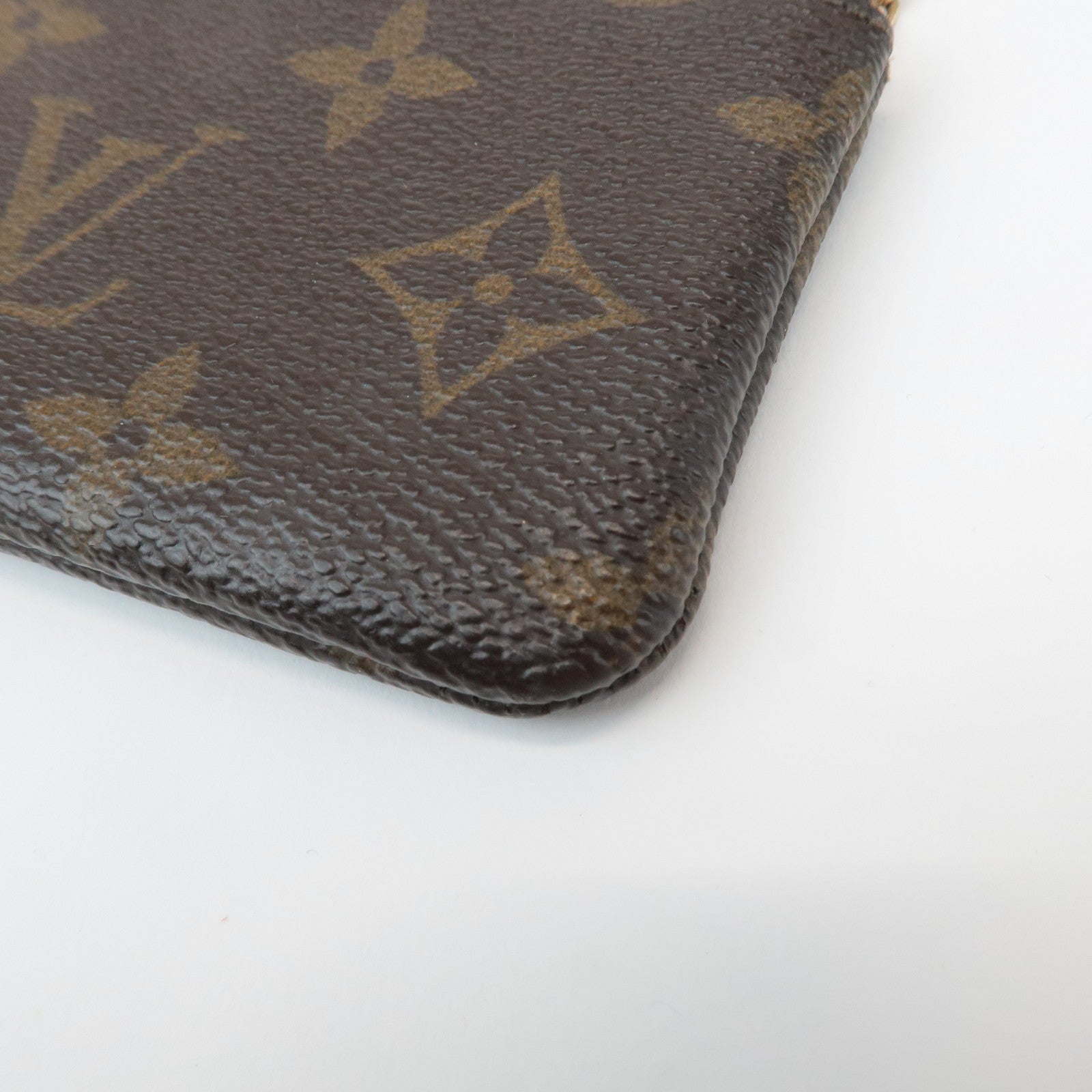 Louis Vuitton Monogram Pochette Cles Coin Case Key Case M62650