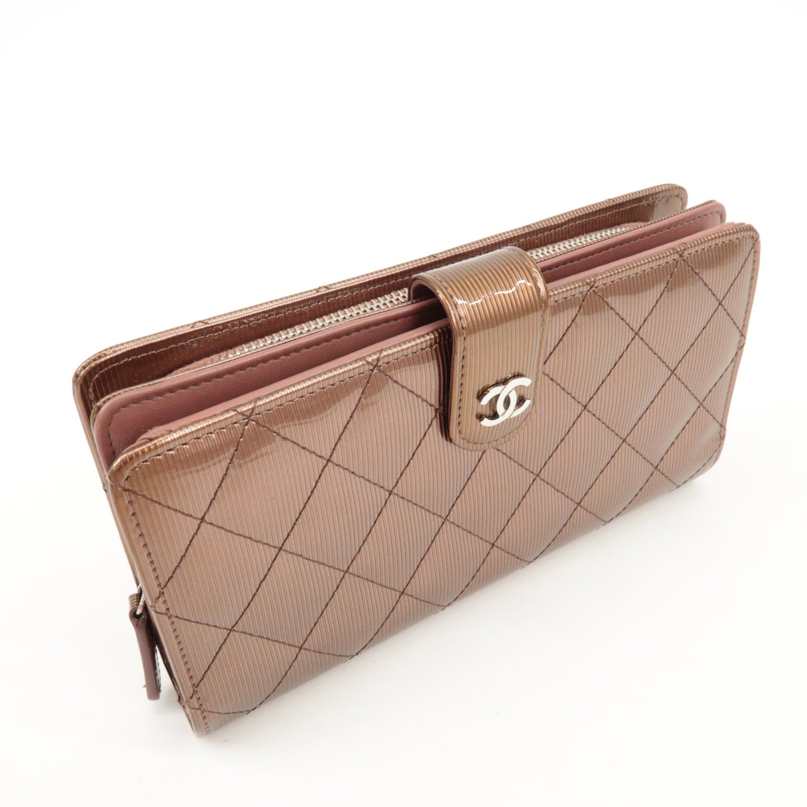 CHANEL Matelasse Patent Leather Long Wallet Silver HDW Brown Used