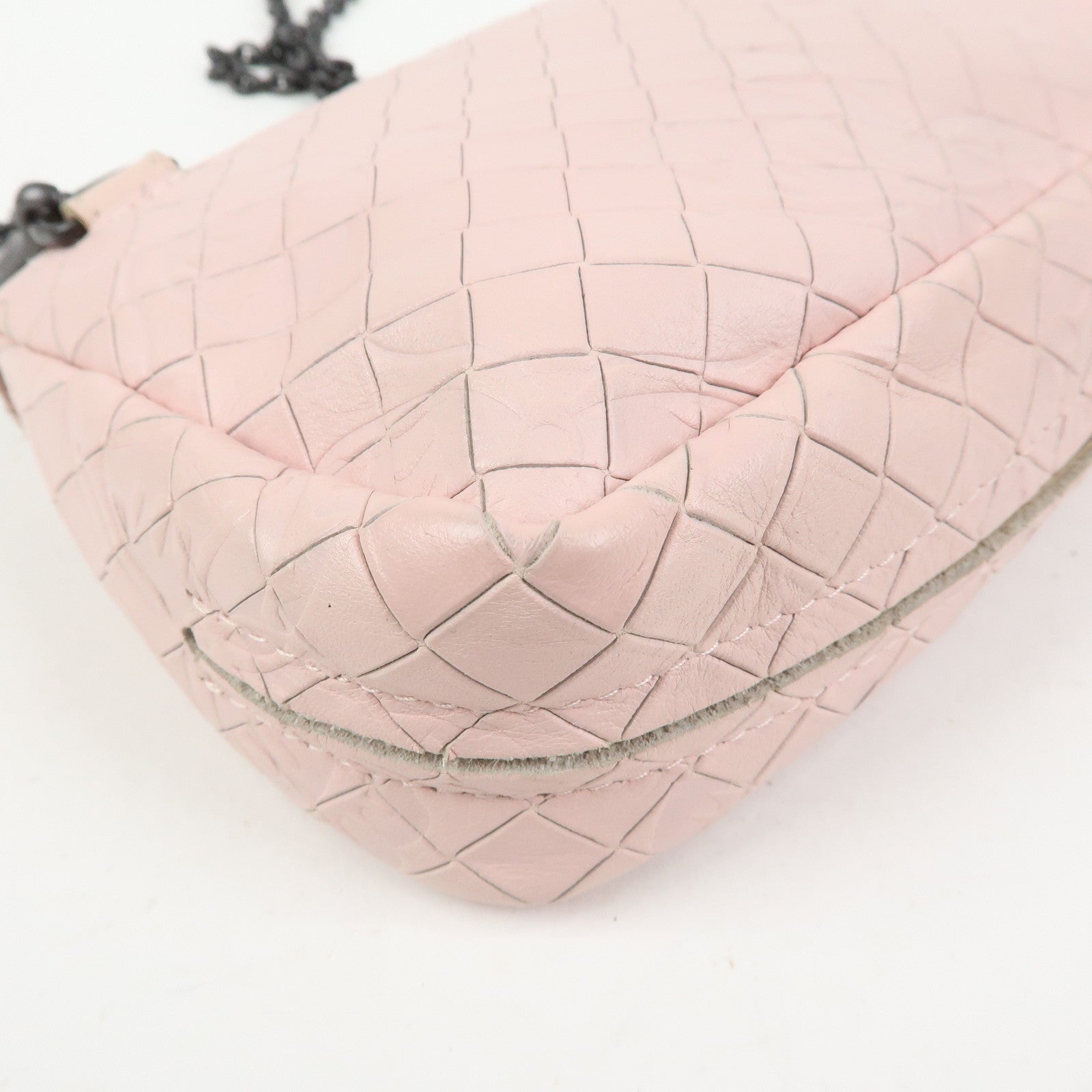 BOTTEGA VENETA Intreccio Mirage Chain Shoulder Bag Light Pink