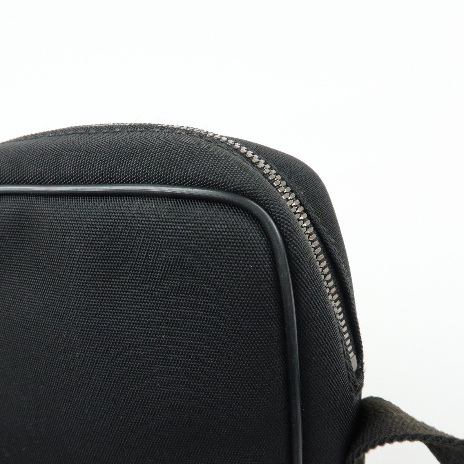 GUCCI Logo Canvas Leather Shoulder Crossbody Bag Black 101680