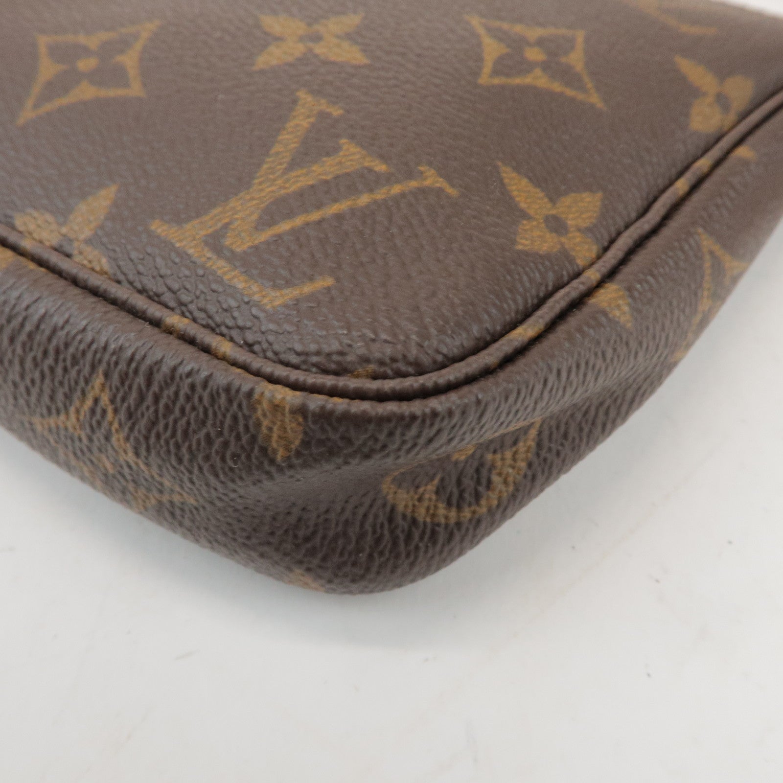 Louis Vuitton Monogram Pochette Accessoires Pouch Hand Bag M51980