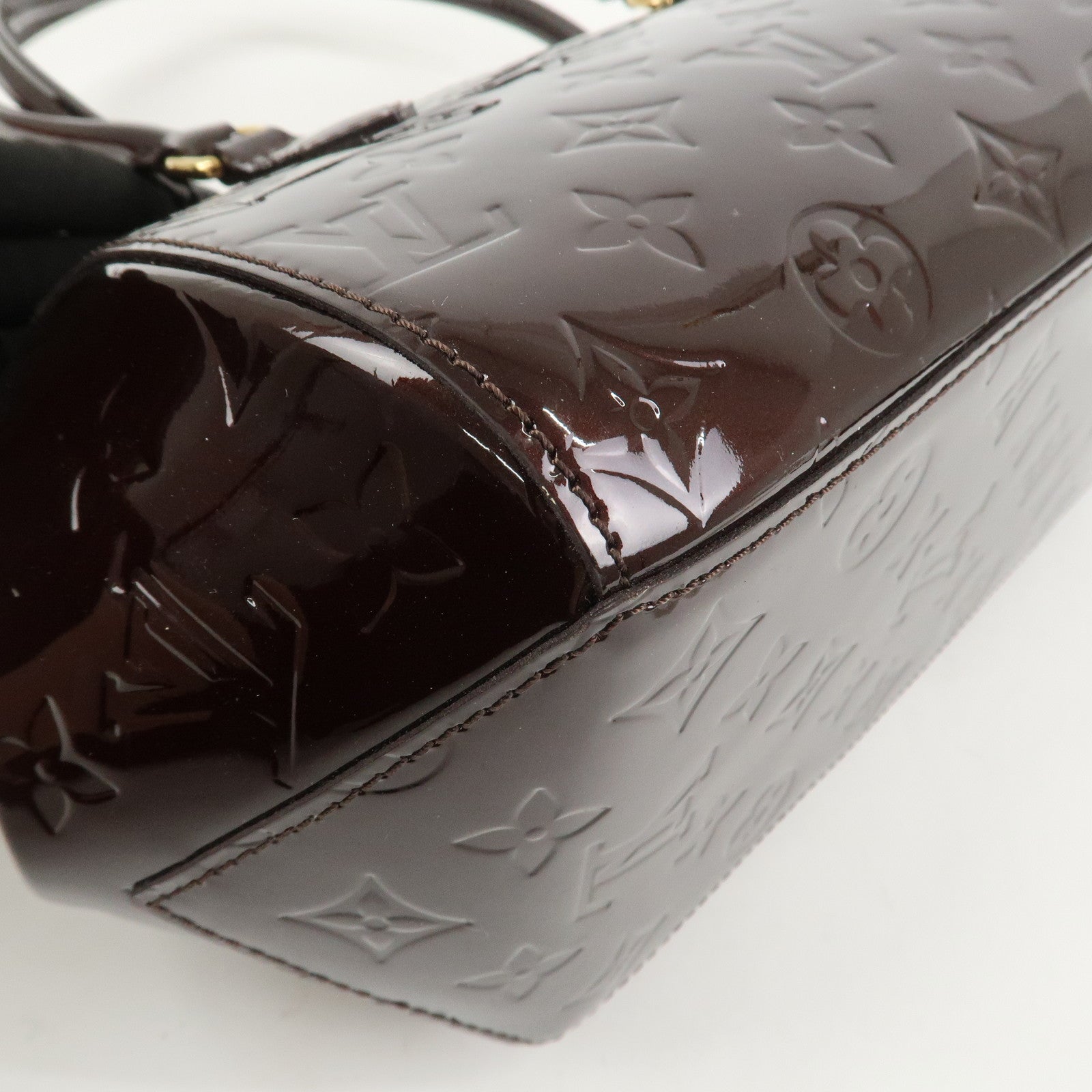 Louis Vuitton Monogram Vernis Sherwood PM Hand Bag Amarante M91493