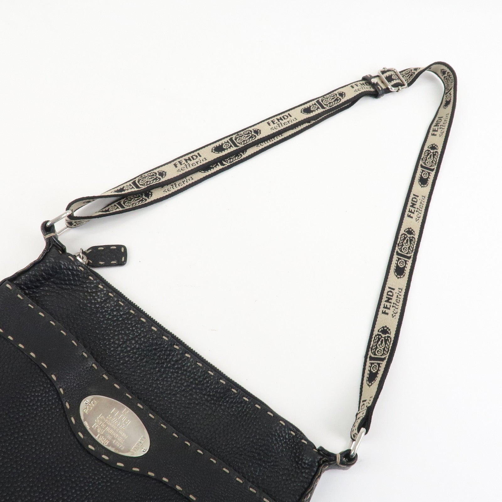 FENDI Selleria Leather Shoulder Bag Crossbody Bag Black 8BT109