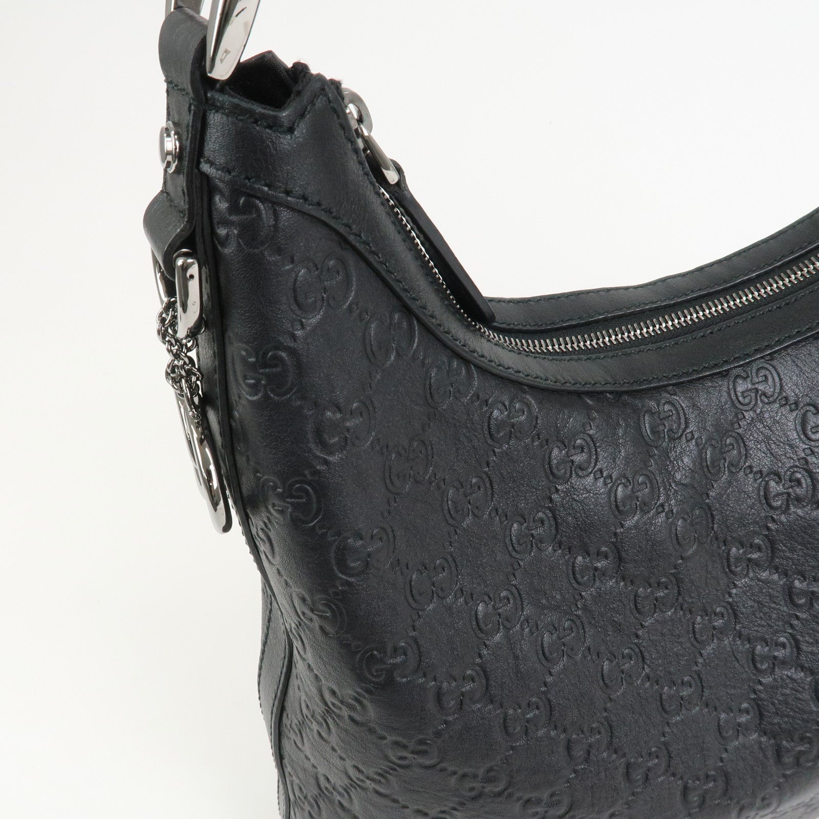 GUCCI Guccissima Interlocking G Leather Shoulder Bag Hand Bag Black