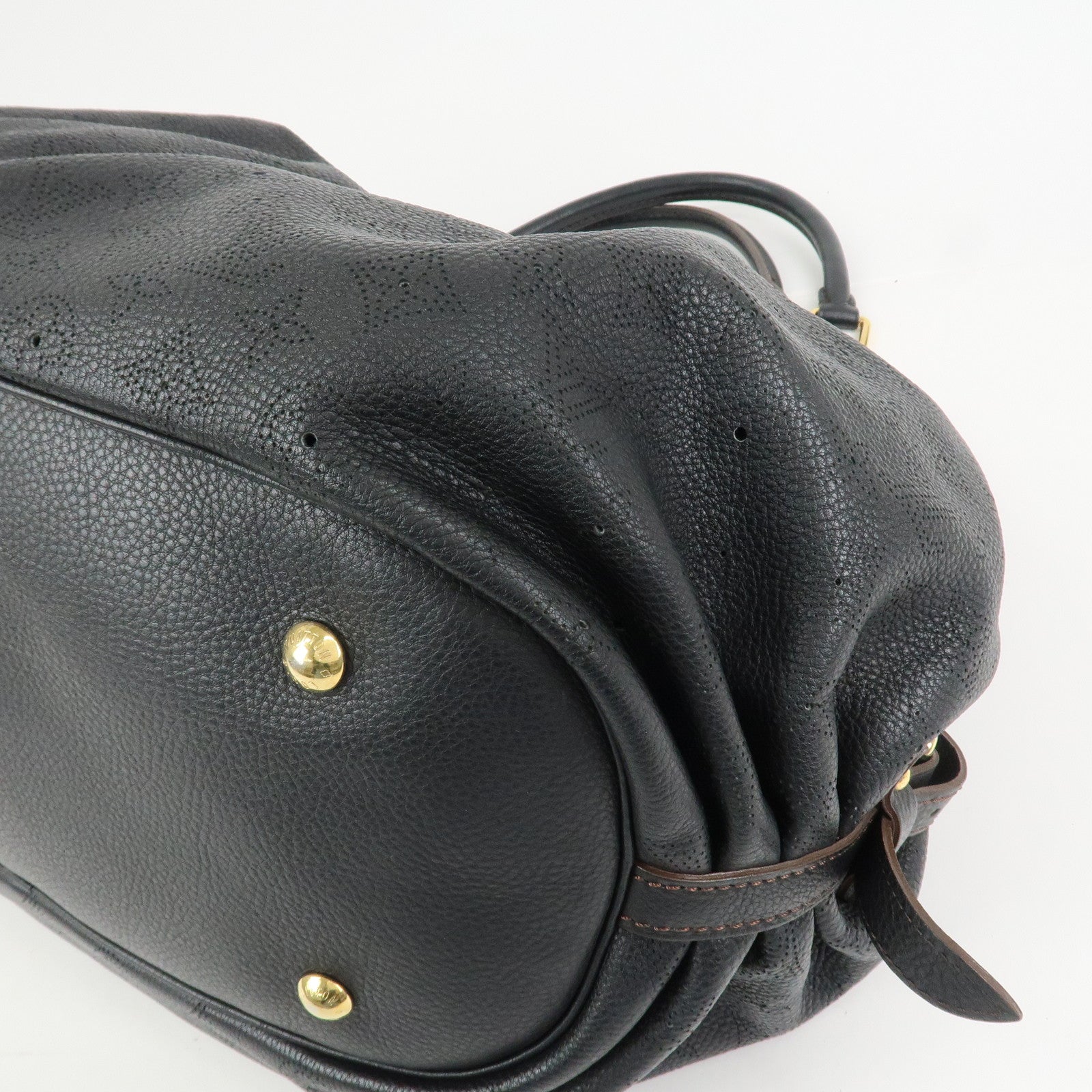 Louis Vuitton Monogram Mahina XL Leather Hand Bag Noir M95547