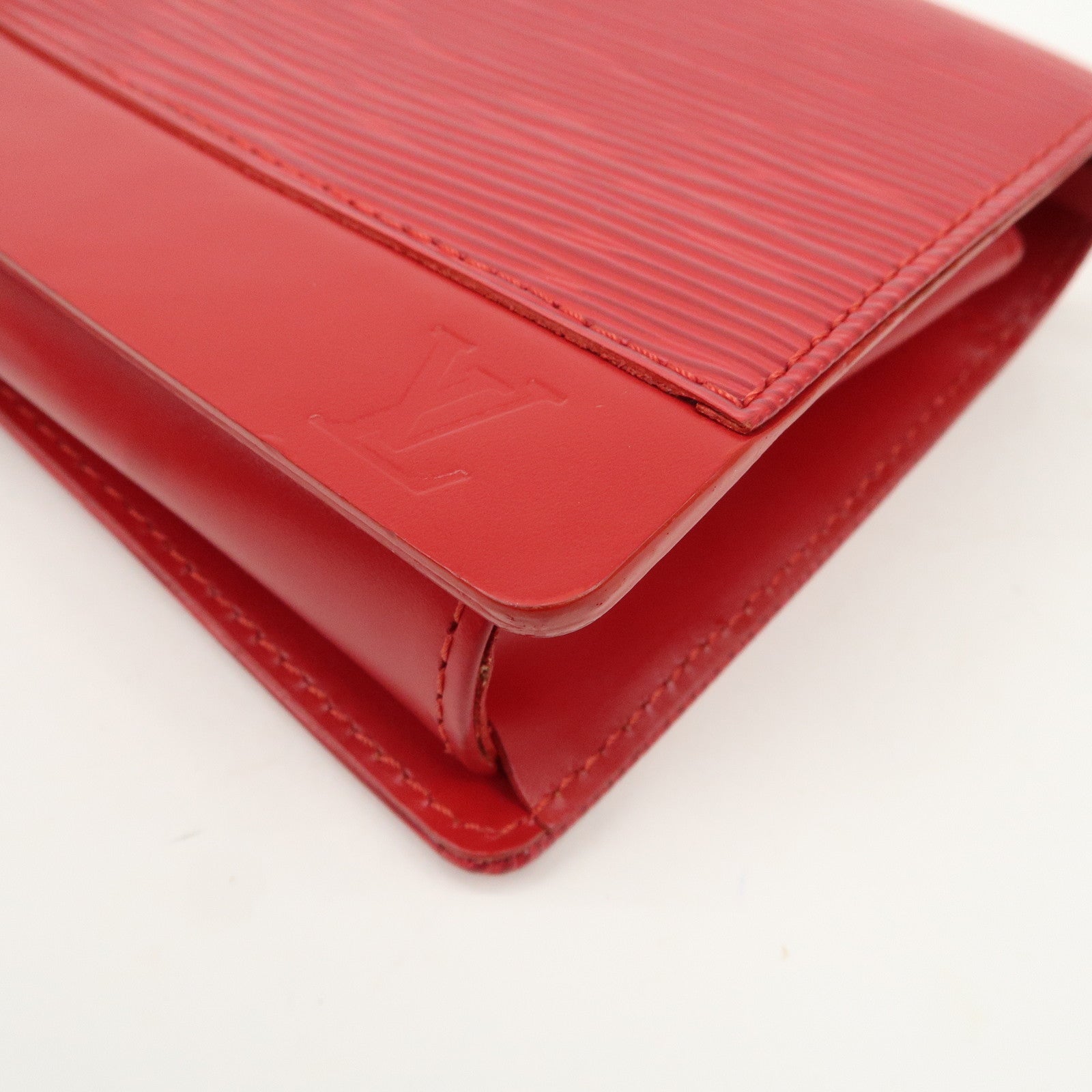 Louis Vuitton Epi leather Honfleur Cuir Hand Bag Red M5273E